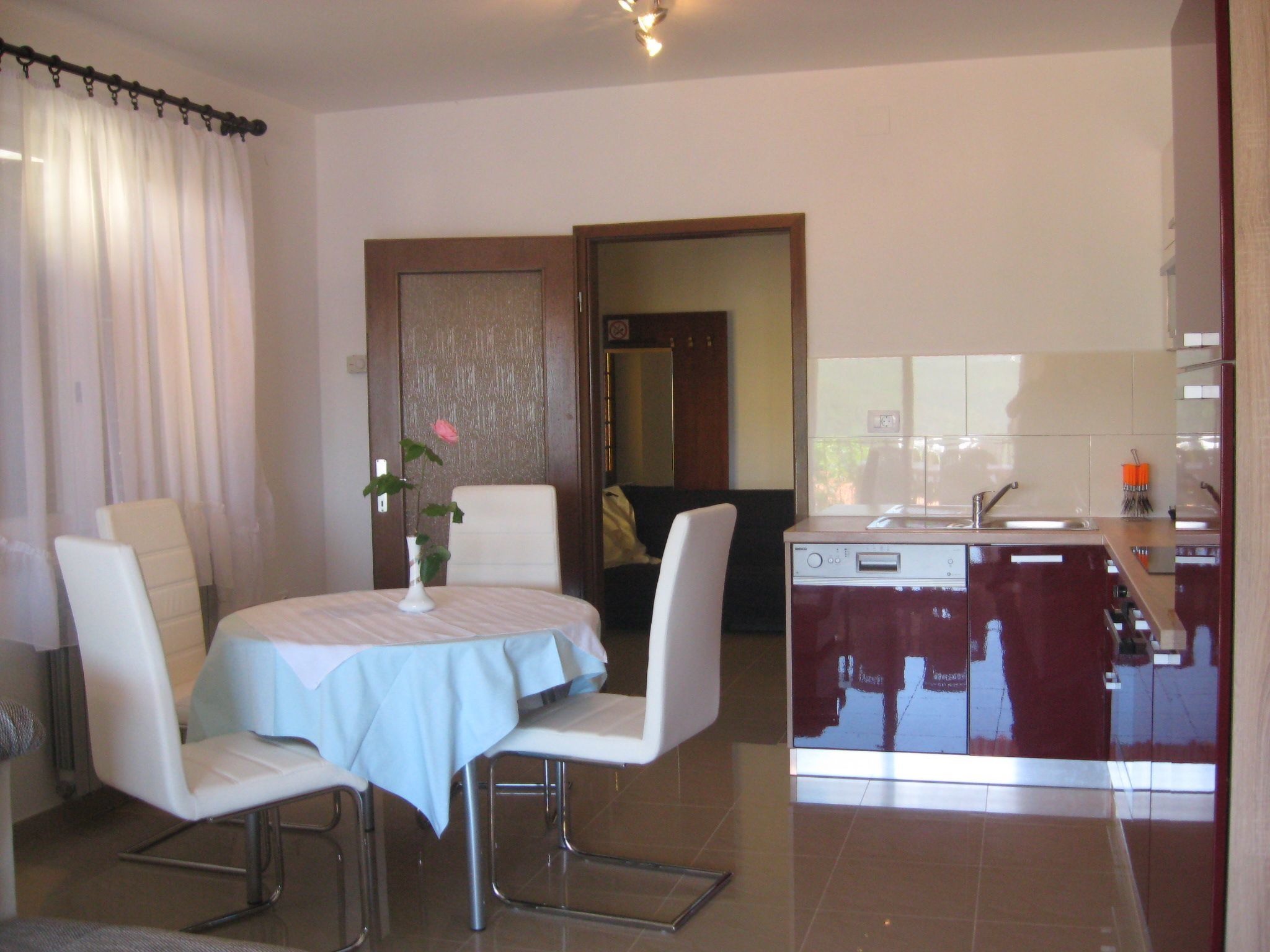 Mit Wasserblick-Binnen