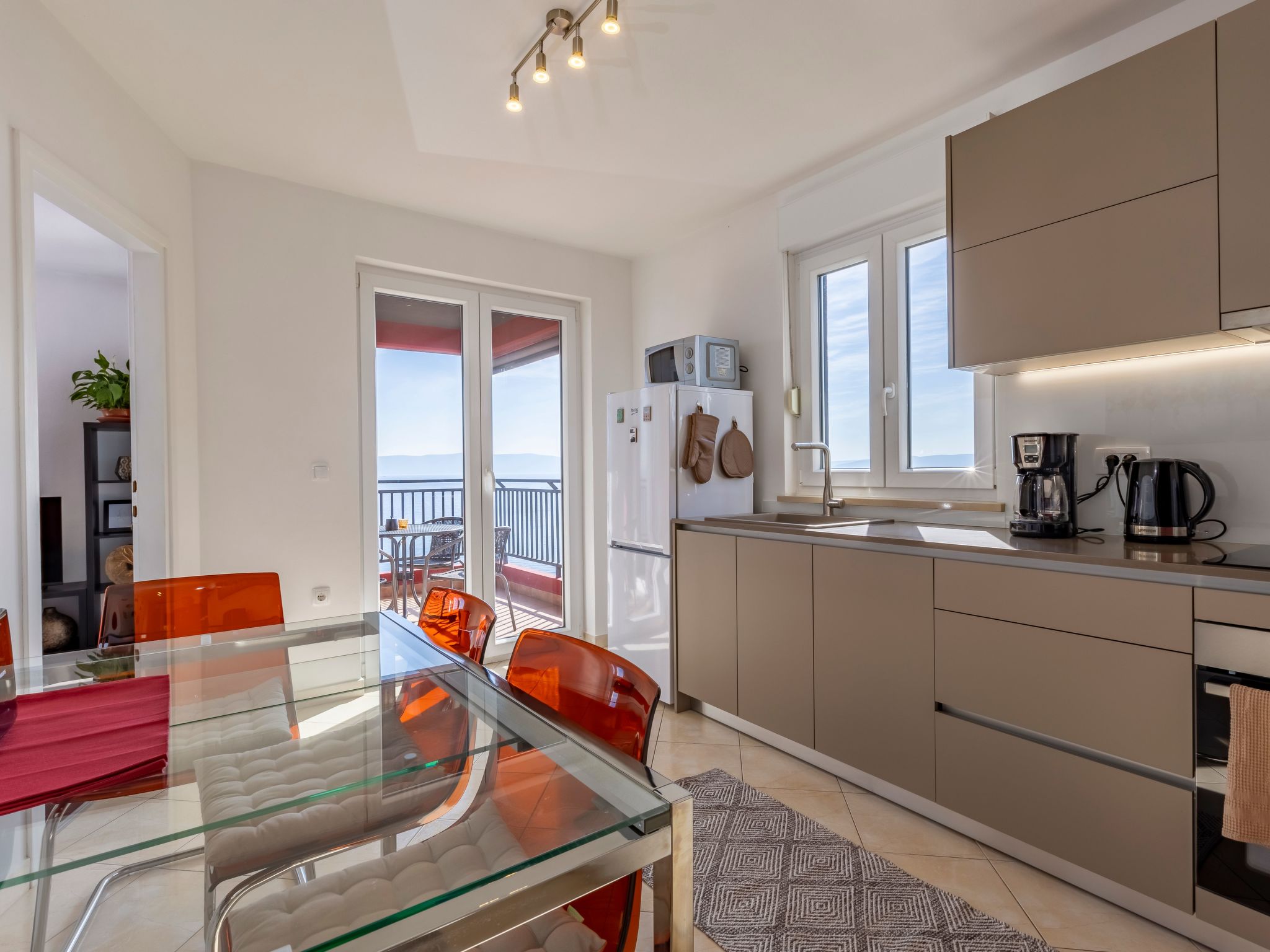 Red House Apartments Sveta Marina-Dedans