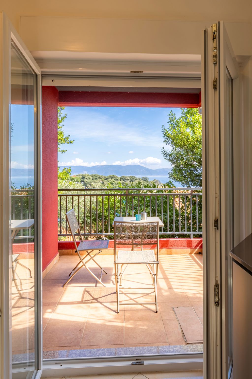 Red House Apartments Sveta Marina-Binnen