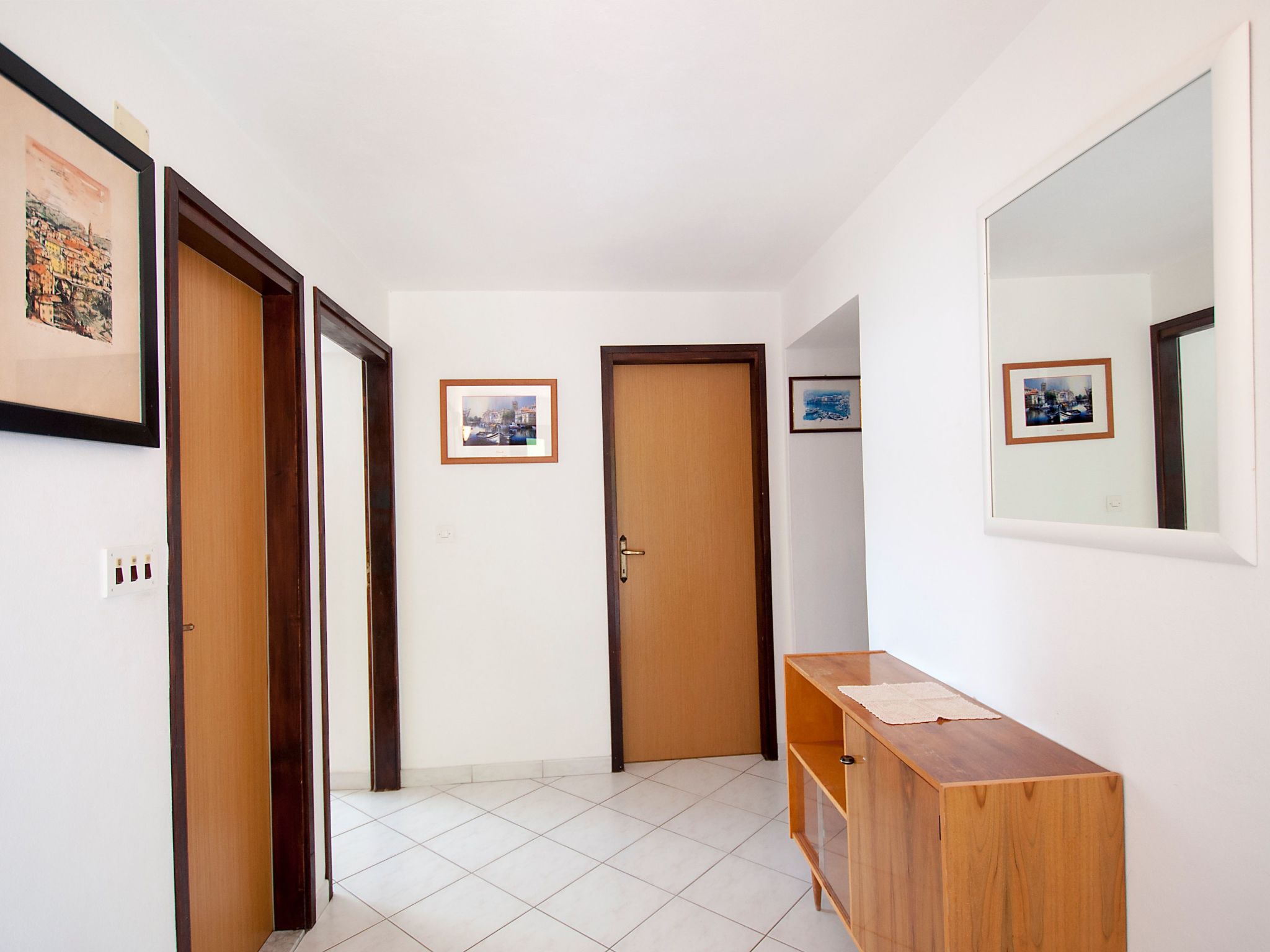 Appartement mit drei Schlafzimmern für 5 Personen in Meeresnähe-Binnen