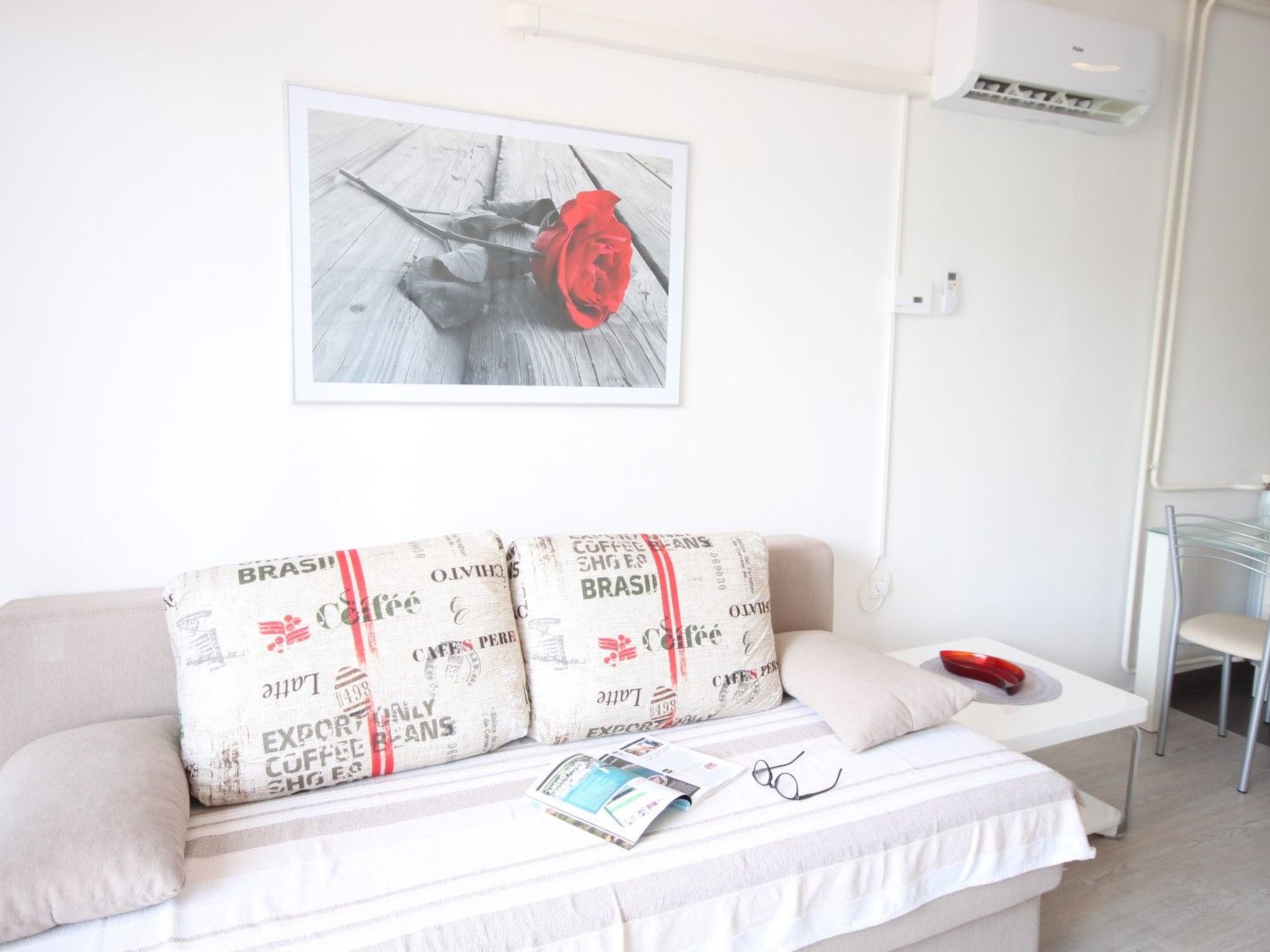 "Leonardo B2" mit Terrasse-Drinnen