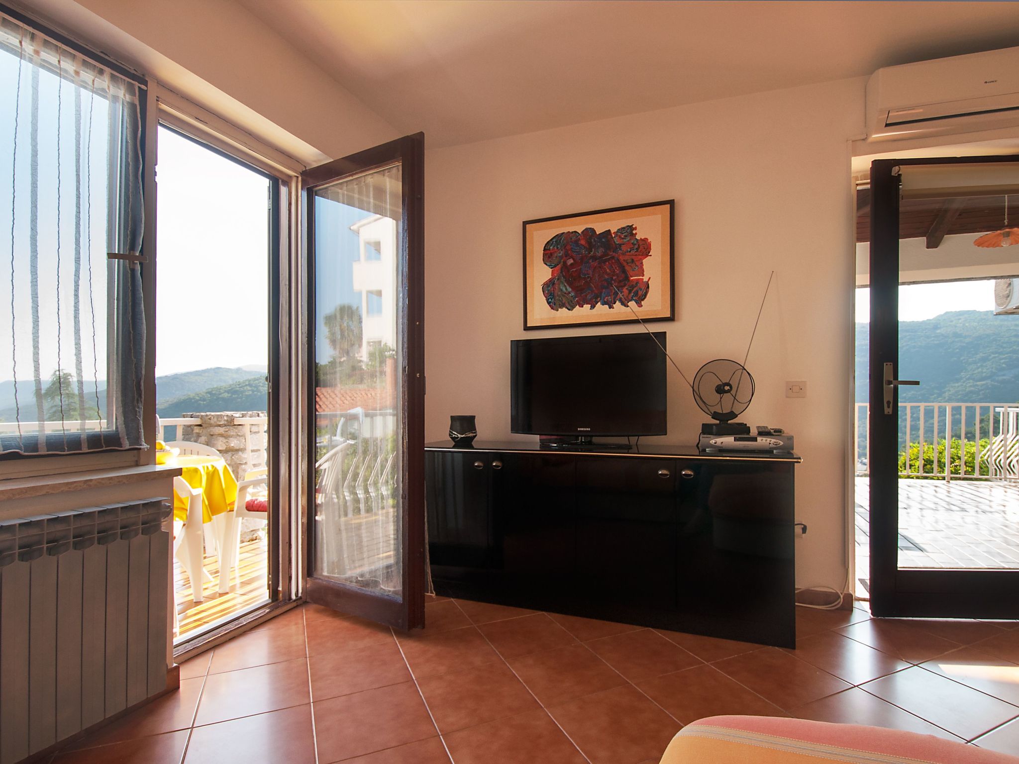 "Sunny View A2C" mit Balkon-Binnen