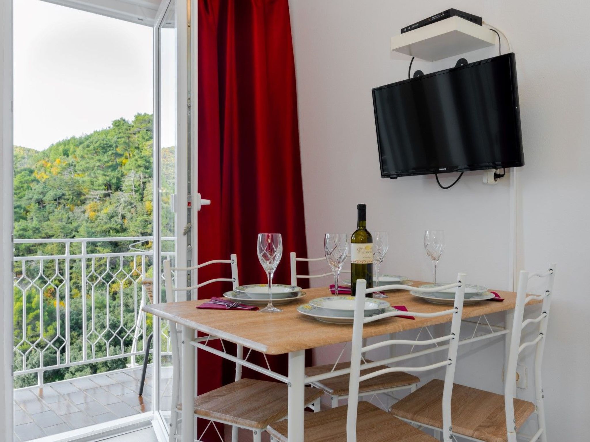 Wohnung "Leonardo" mit Blick auf das Wasser-Drinnen