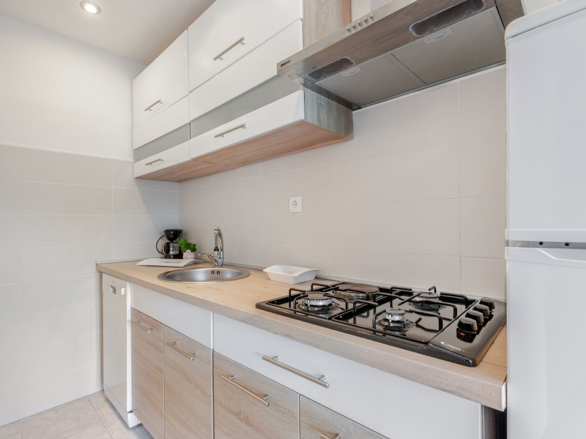 Wohnung "Leonardo" mit Blick auf das Wasser-Drinnen