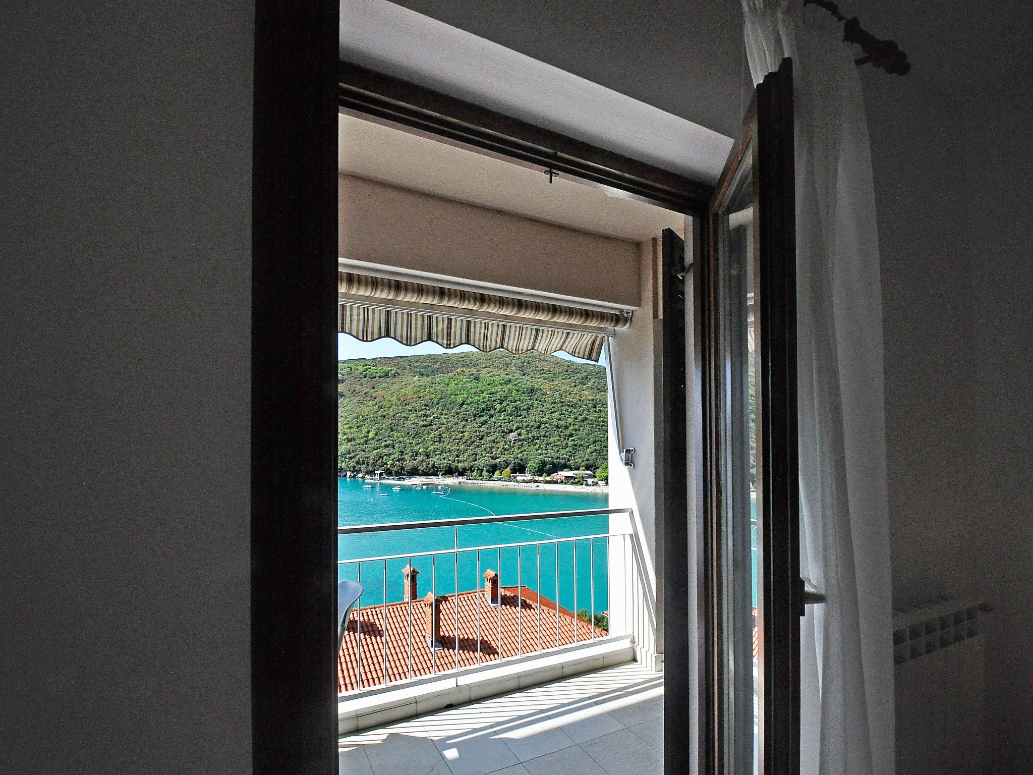 Drei-Zimmer-Wohnung in der Nähe des Meeres