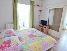 Compact appartement op de eerste etage, 350m van zee in Rabac - thumbnail 5