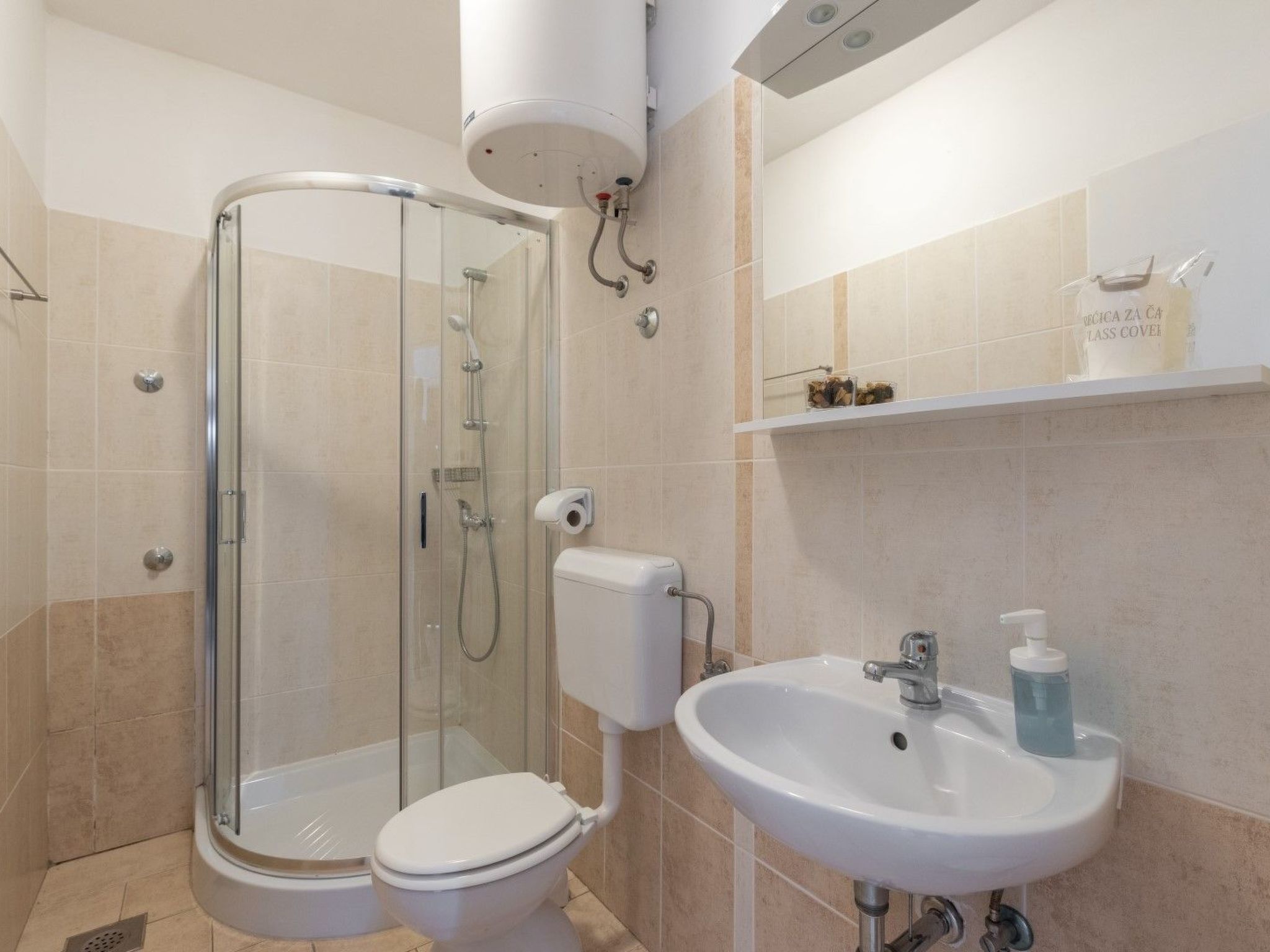 Apartment mit großer Terrasse-Drinnen