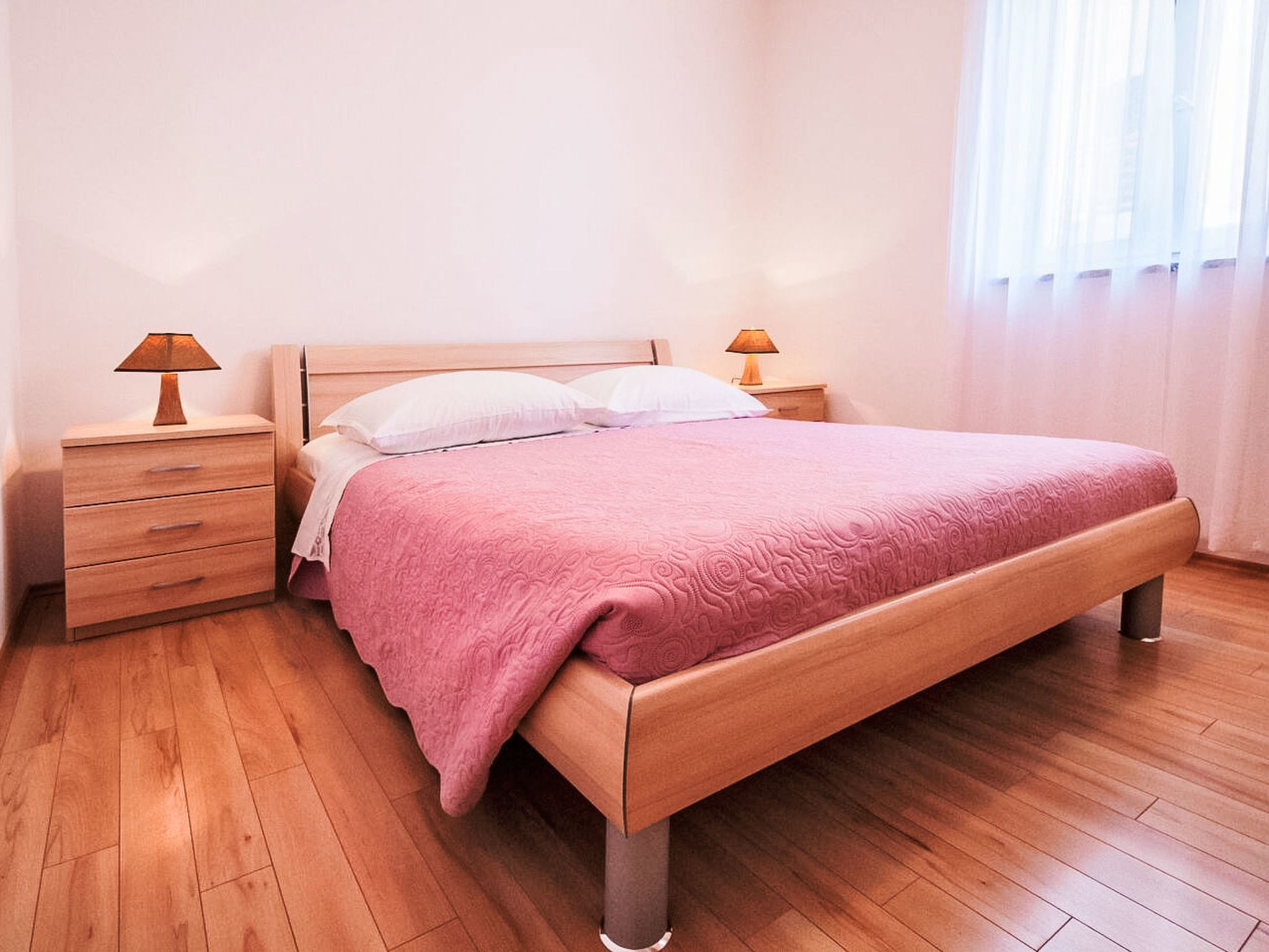 Modernes Apartment mit zwei Schlafzimmern - Inside