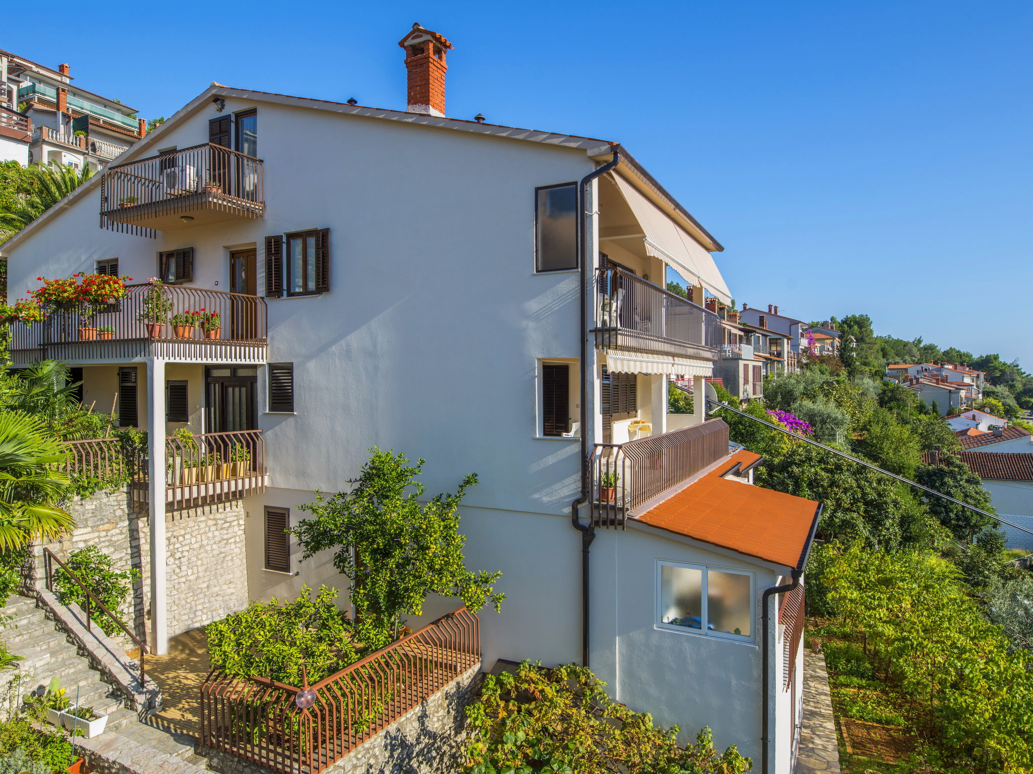 Apartment 653