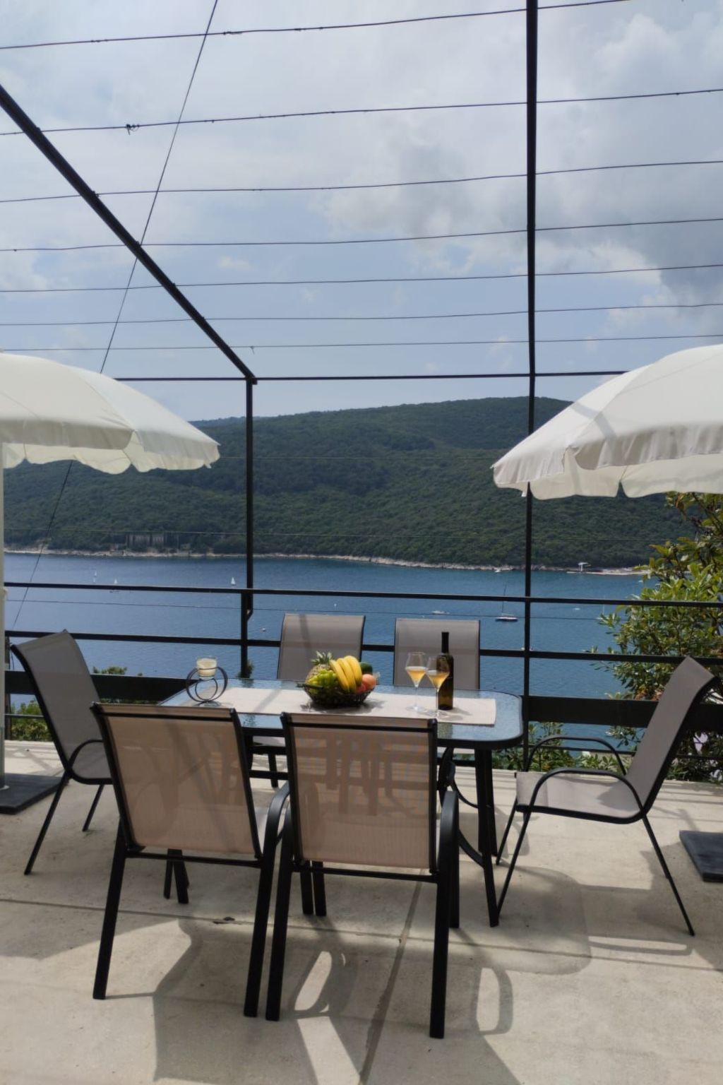 Appartement Bruna mit Terrasse und Meerblick — Terrace (2 of 39)