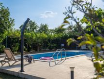 Vrijstaand vakantiehuis met privézwembad voor 7 personen in Drenje, Istrië - thumbnail 2