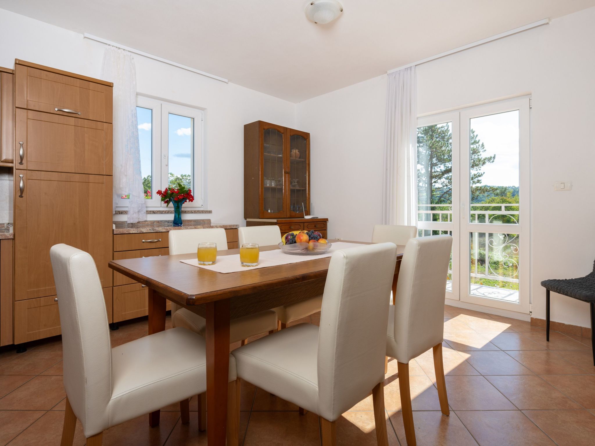 Haus Orange - Familienfreundliche Lage mit Pool-Binnen