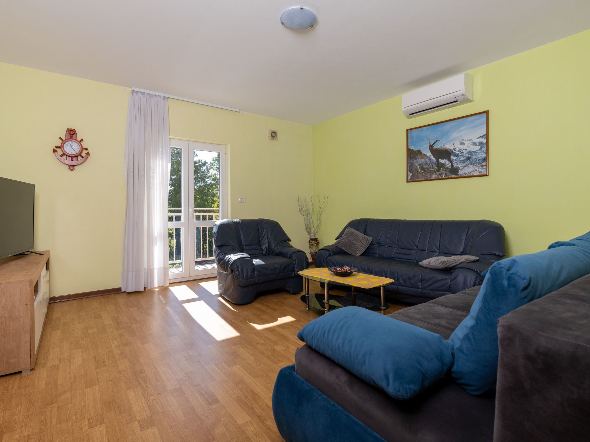 Haus Orange - Familienfreundliche Lage mit Pool-Binnen