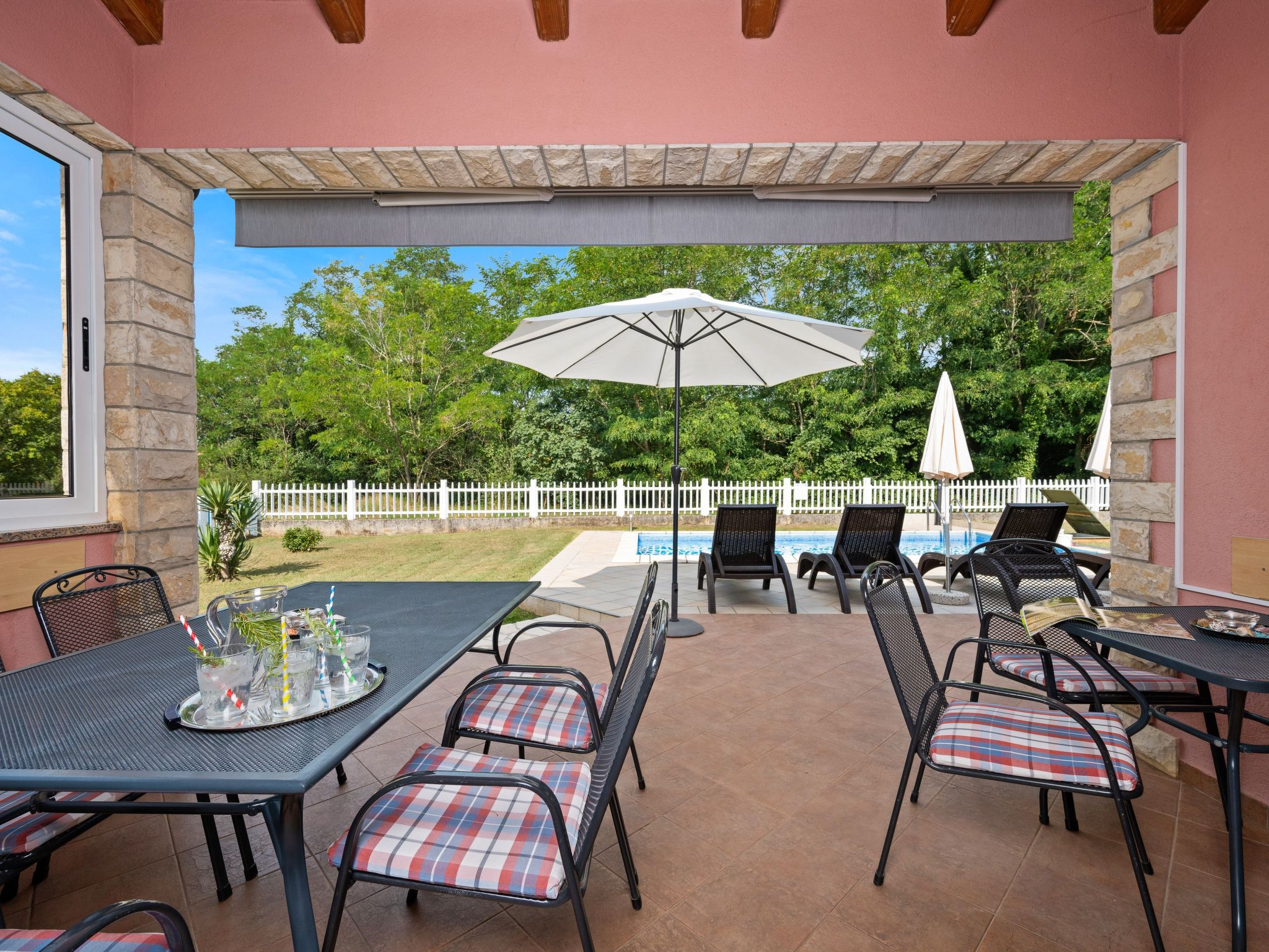 Haus Dodo, Oase im Grünen-Binnen