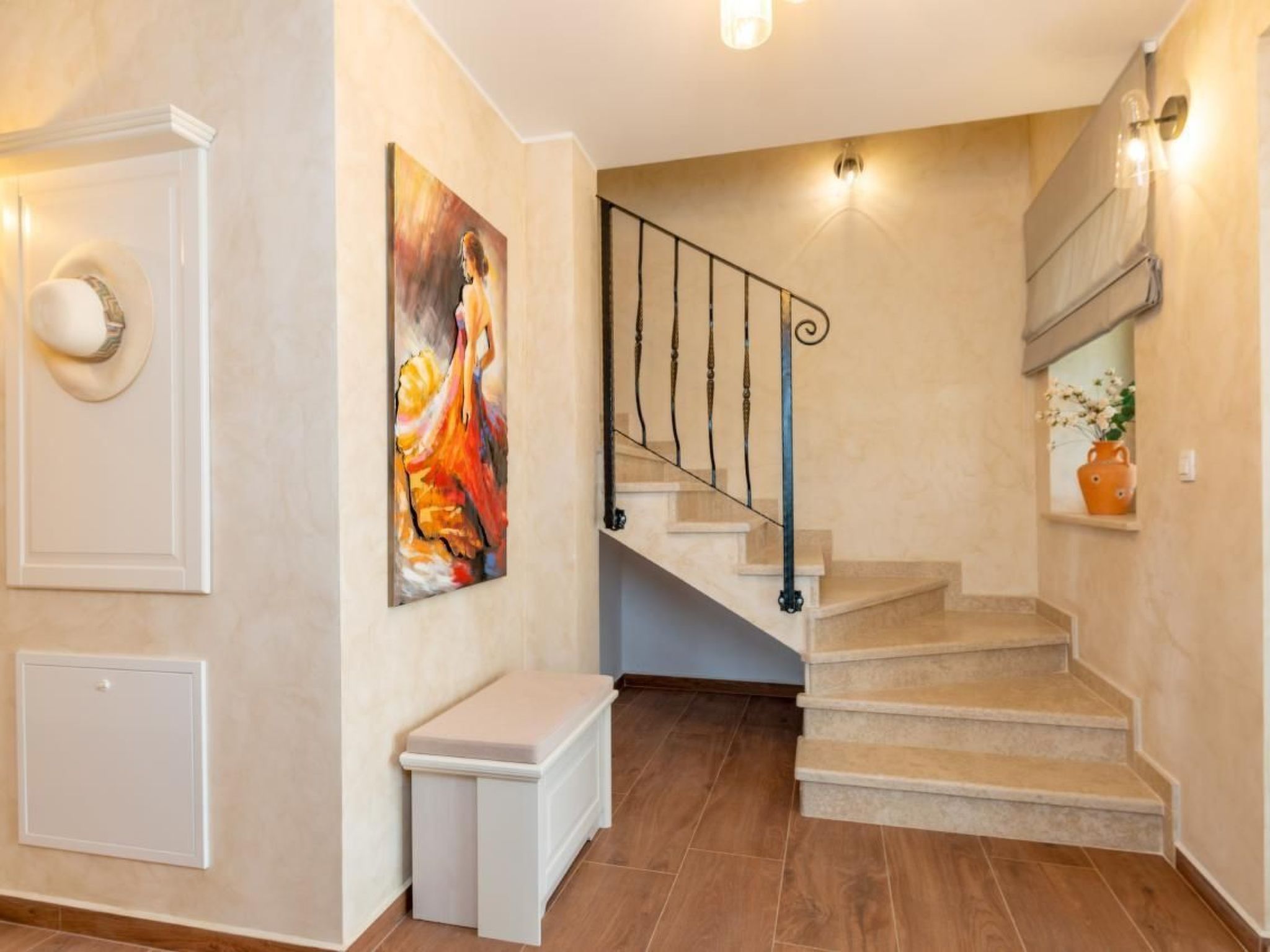 Villa Violette mit Pool nahe Stadtzentrum-Binnen