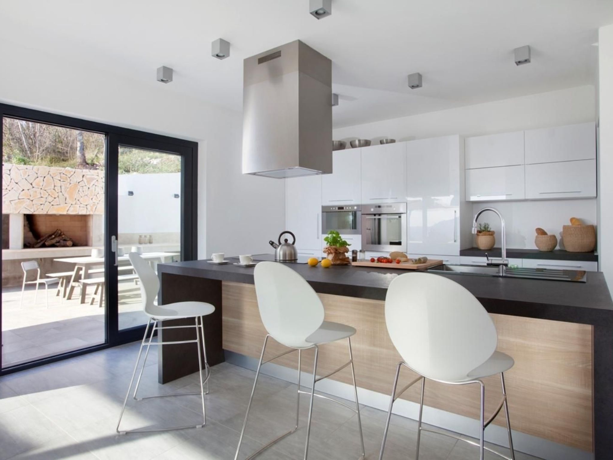 Moderne Villa Arsia mit Pool, gelegen in der Nähe von Labin-Drinnen