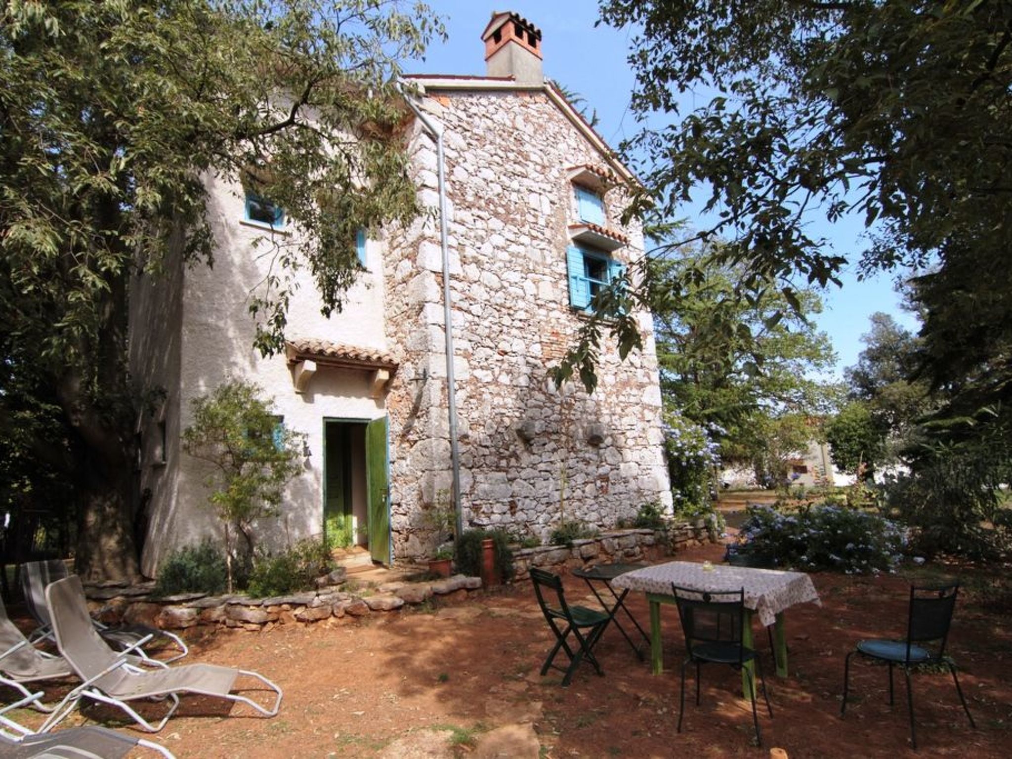 Ferienhaus in Drenje (Kroatien) und 1 Hund erlaubt