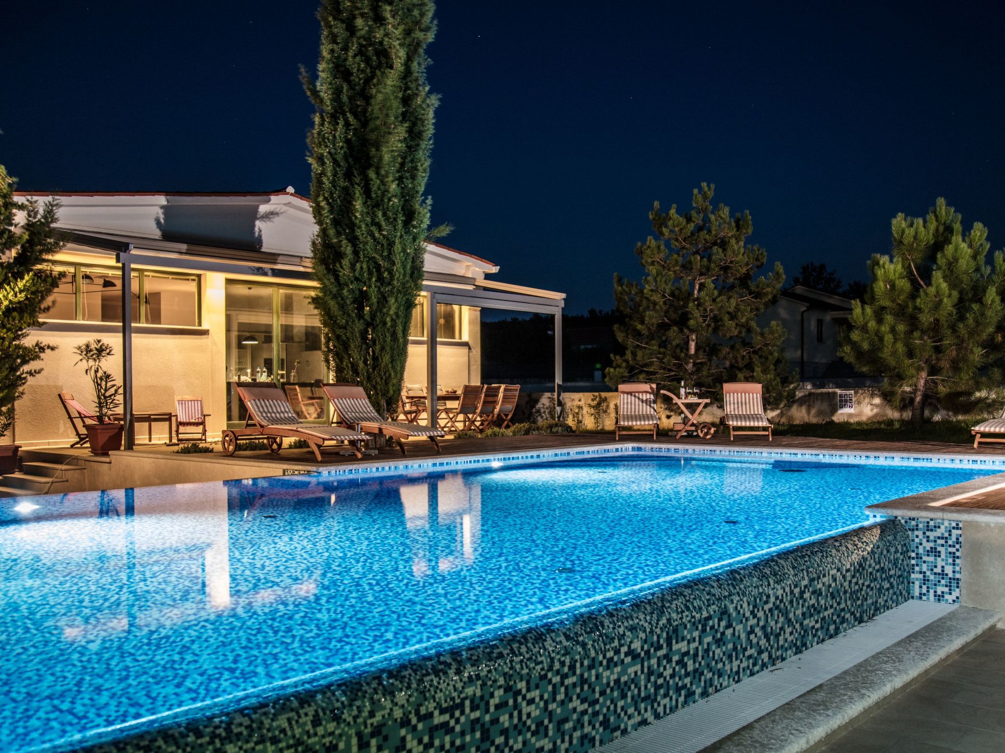 Ferienvilla 'Breg' mit Whirlpool-Inside