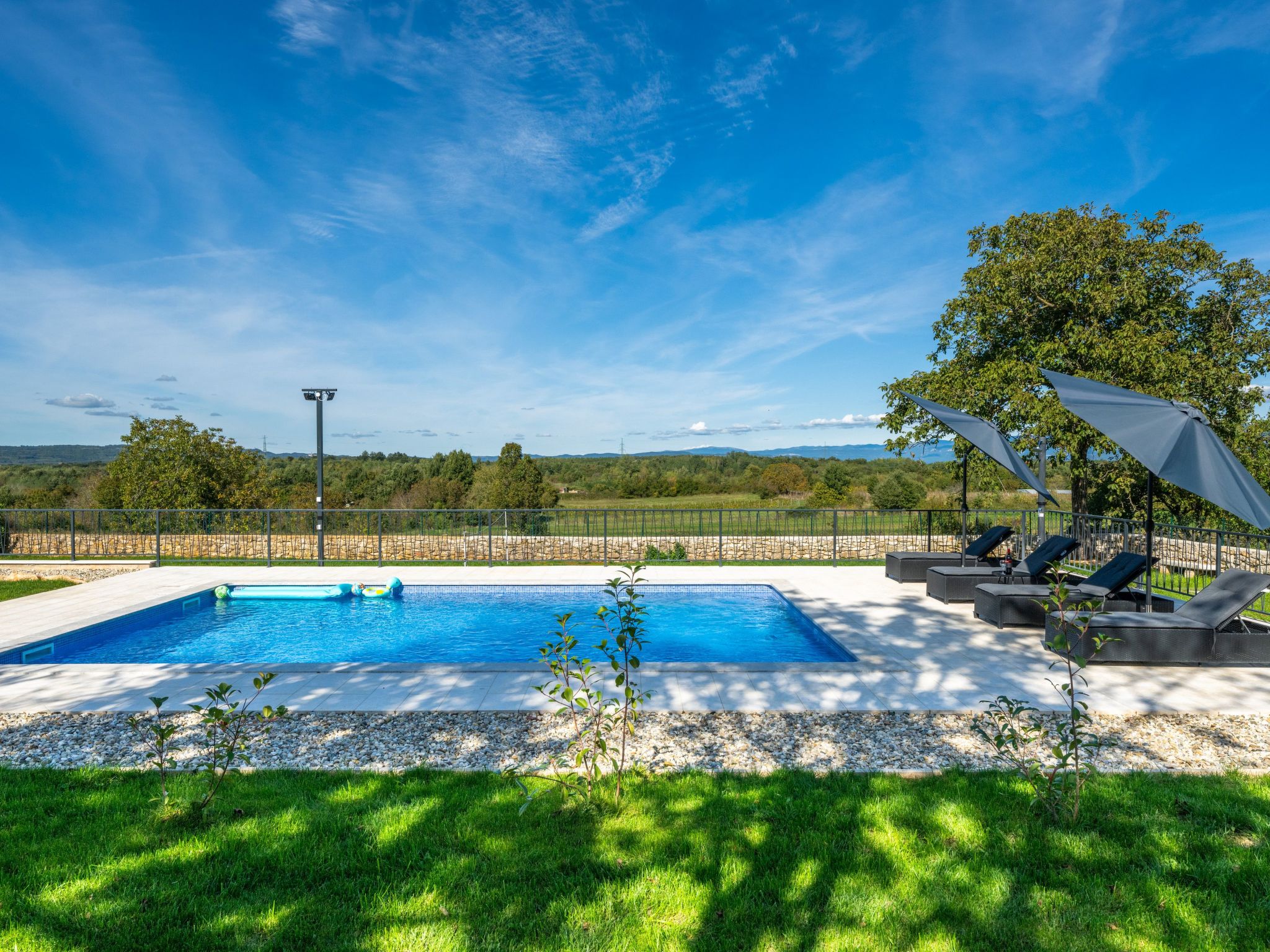 Villa "Francesca" mit Garten, Grill und Pool