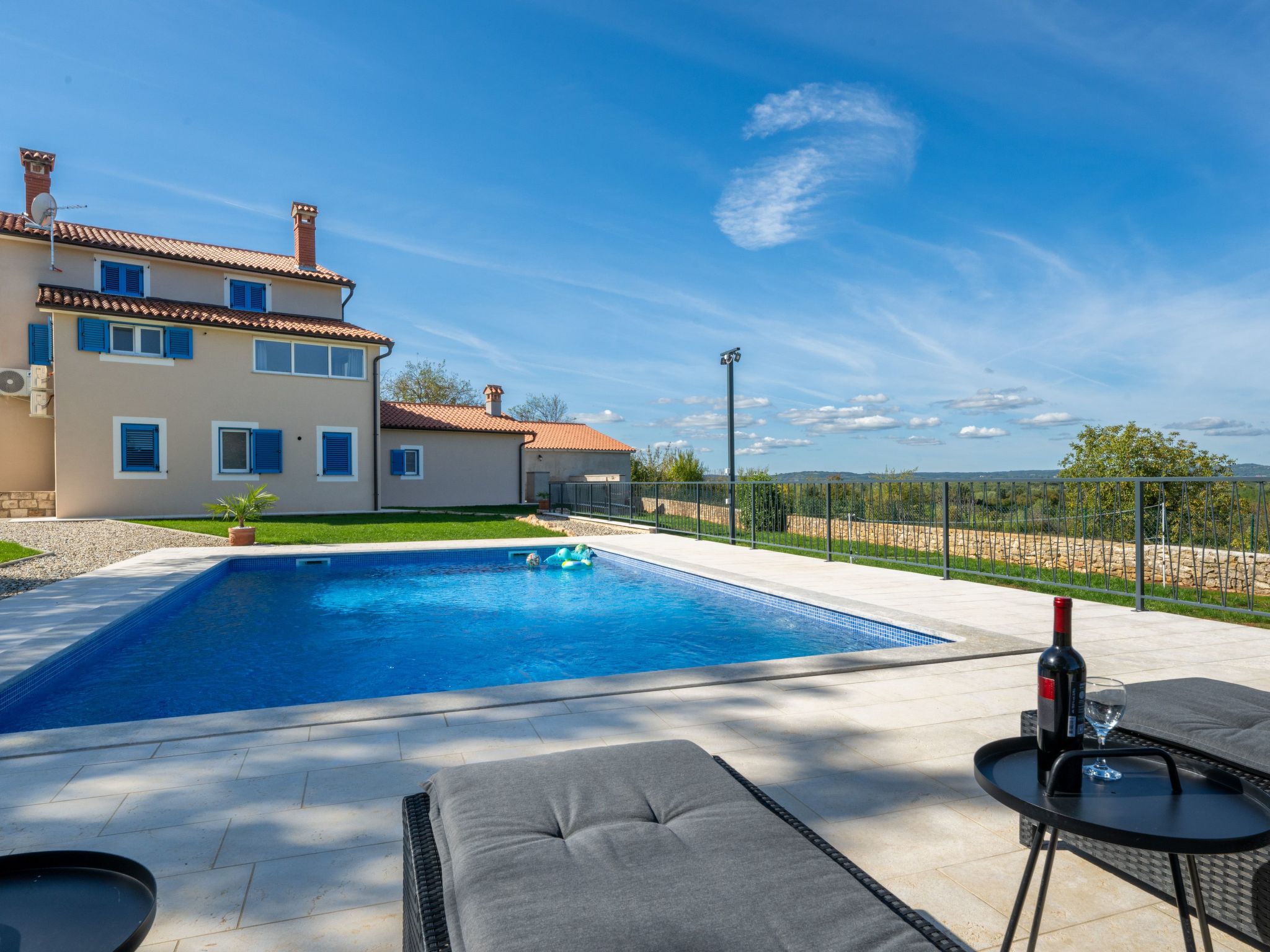 Villa "Francesca" mit Garten, Grill und Pool-Inside
