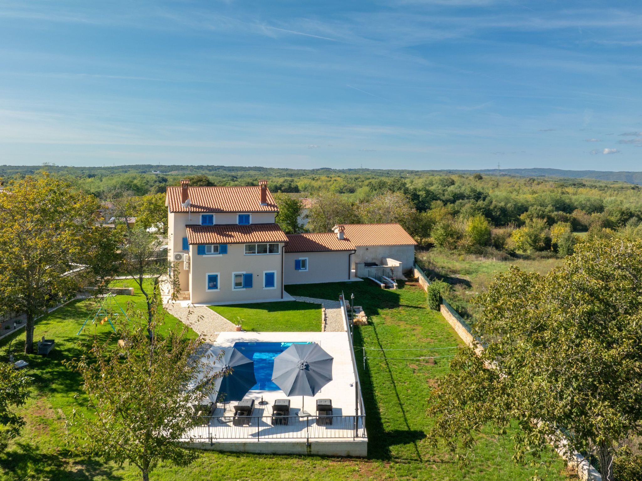 Villa "Francesca" mit Garten, Grill und Pool-Outside