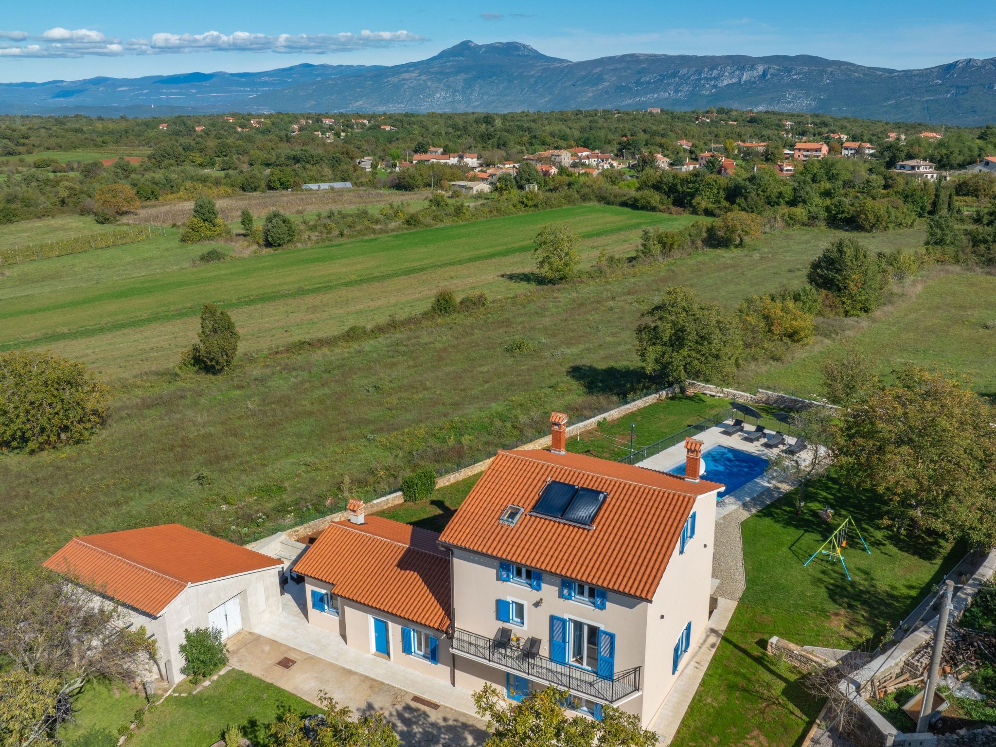 Villa "Francesca" mit Garten, Grill und Pool-Outside