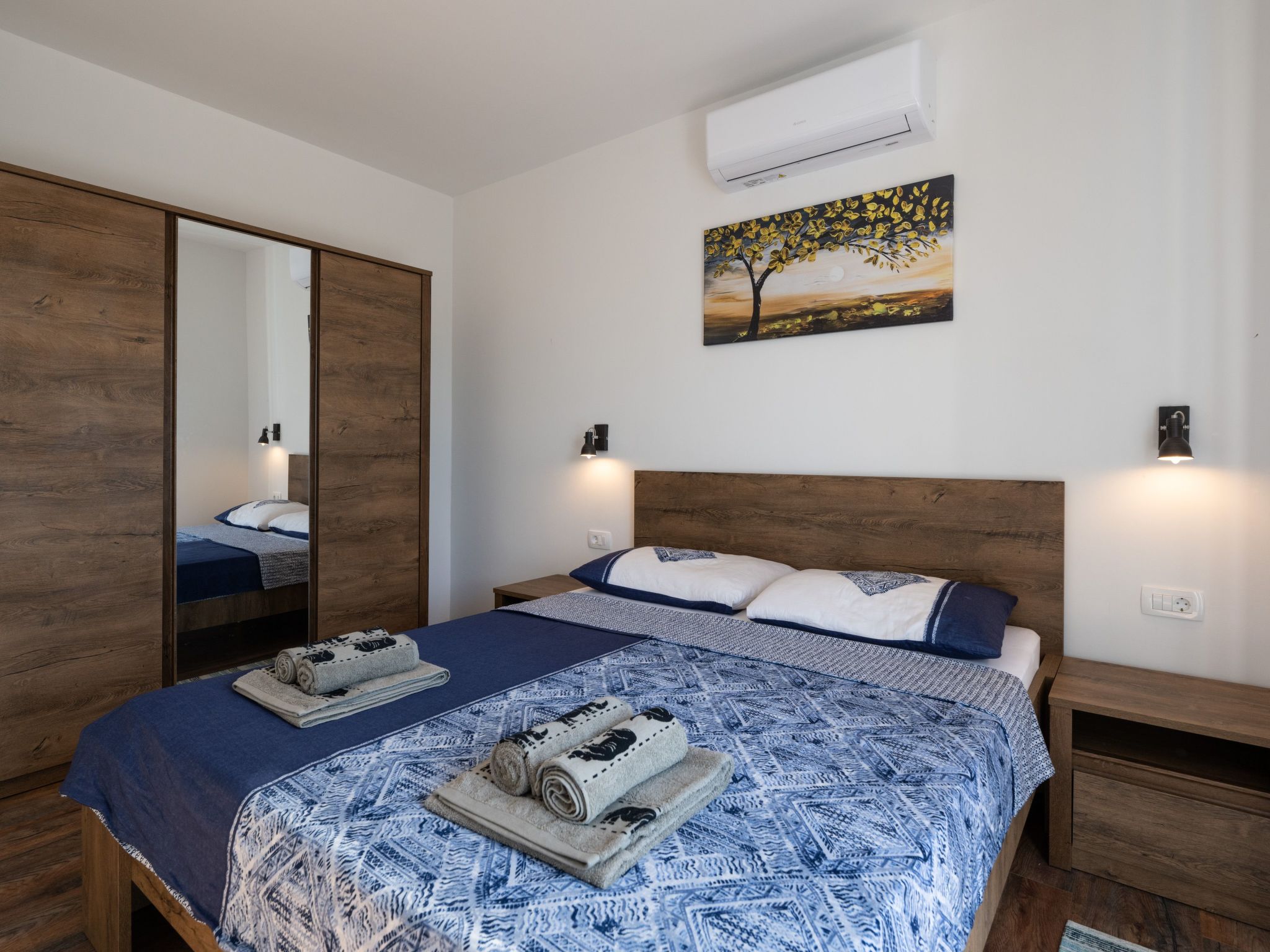 Villa "Francesca" mit Garten, Grill und Pool-Inside