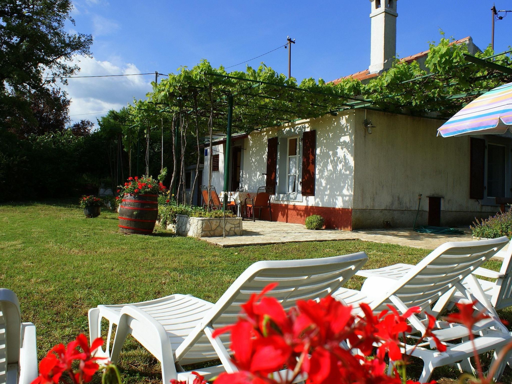 Freistehendes Haus Violeta mit weitläufigen Garten-Inside