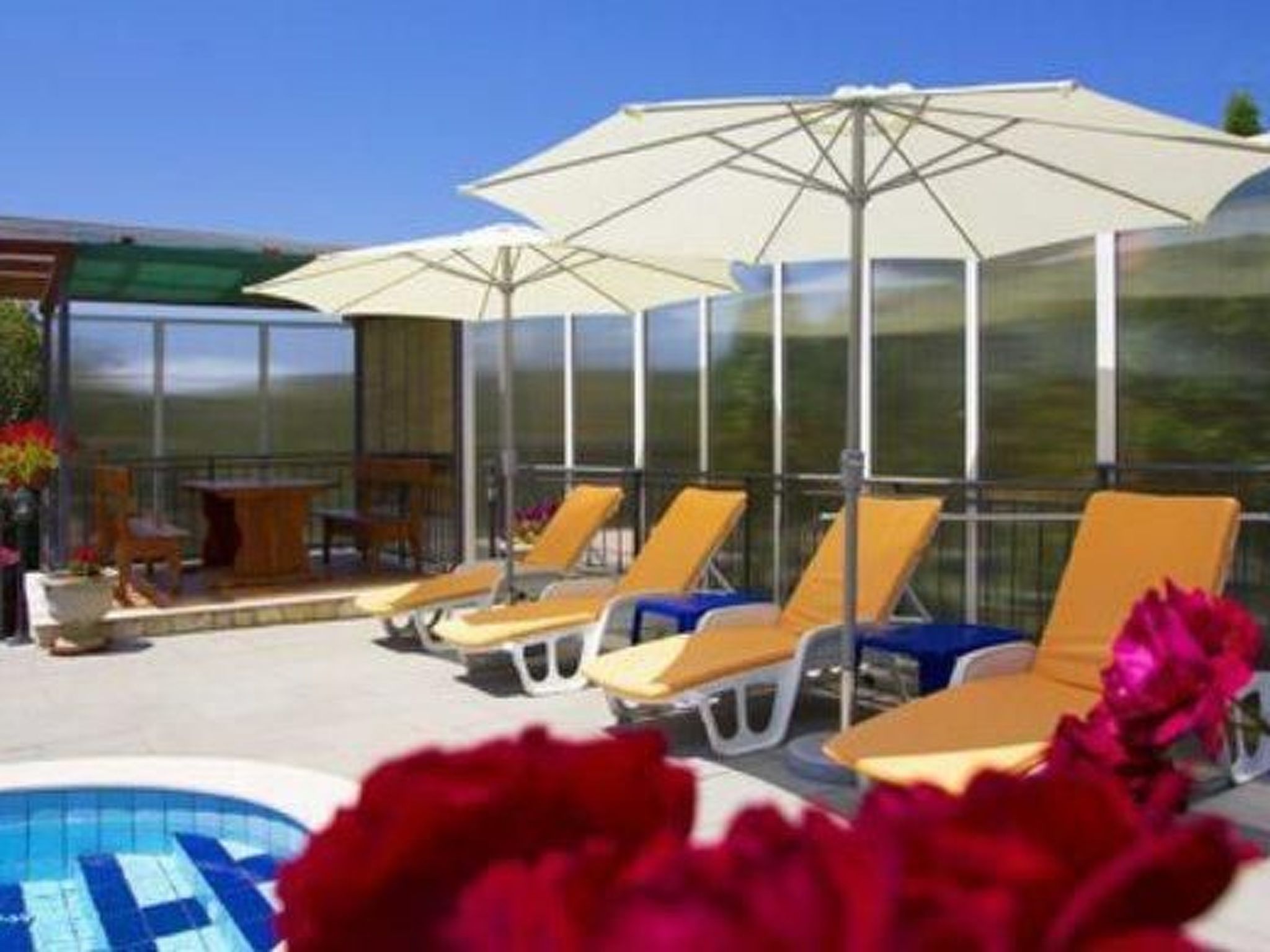 Modern ausgestattetes Ferienhaus in ruhiger Lage-Image-tags.info