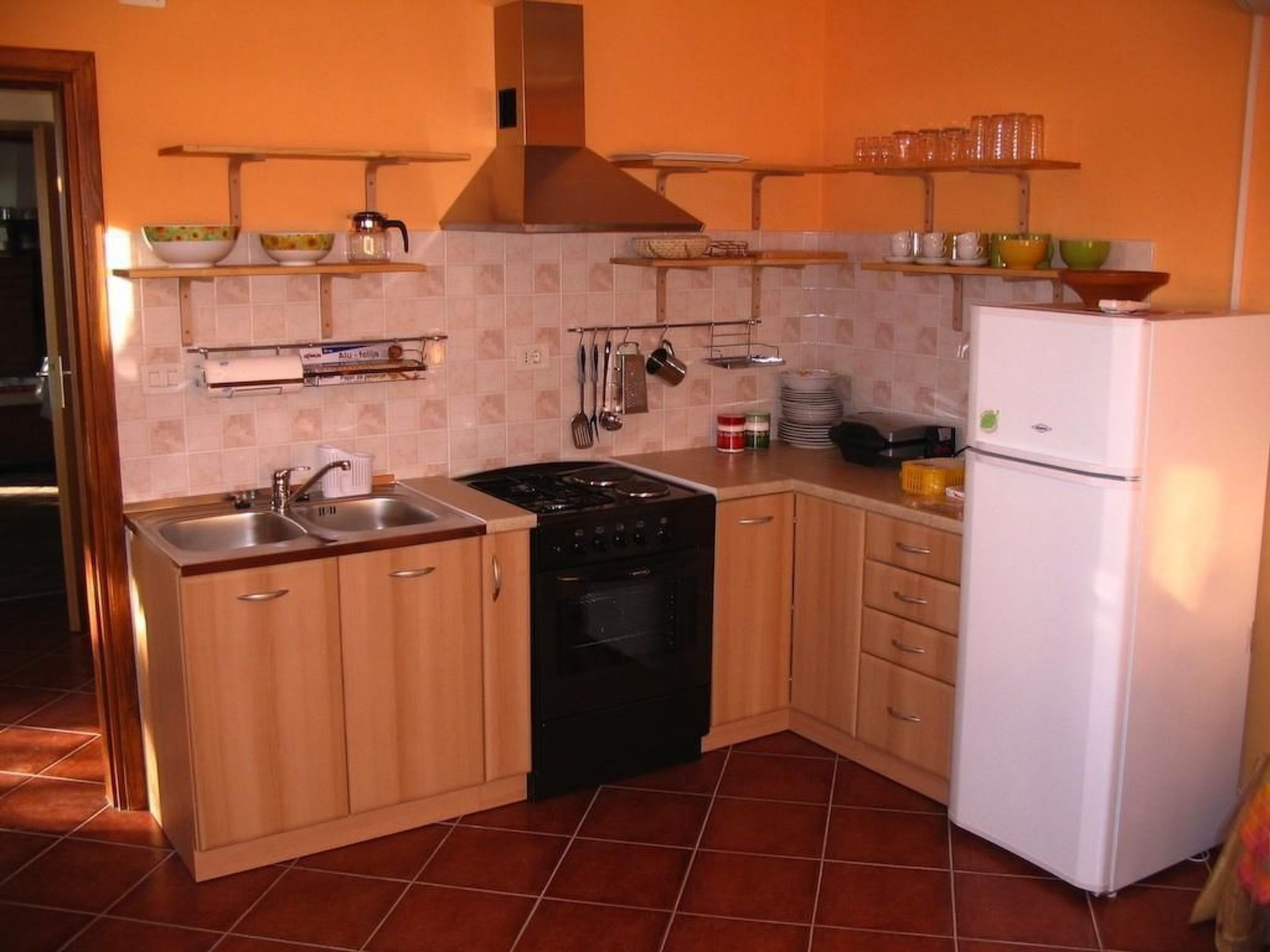 Charmantes Ferienhaus in Bartići mit Terrasse-Binnen