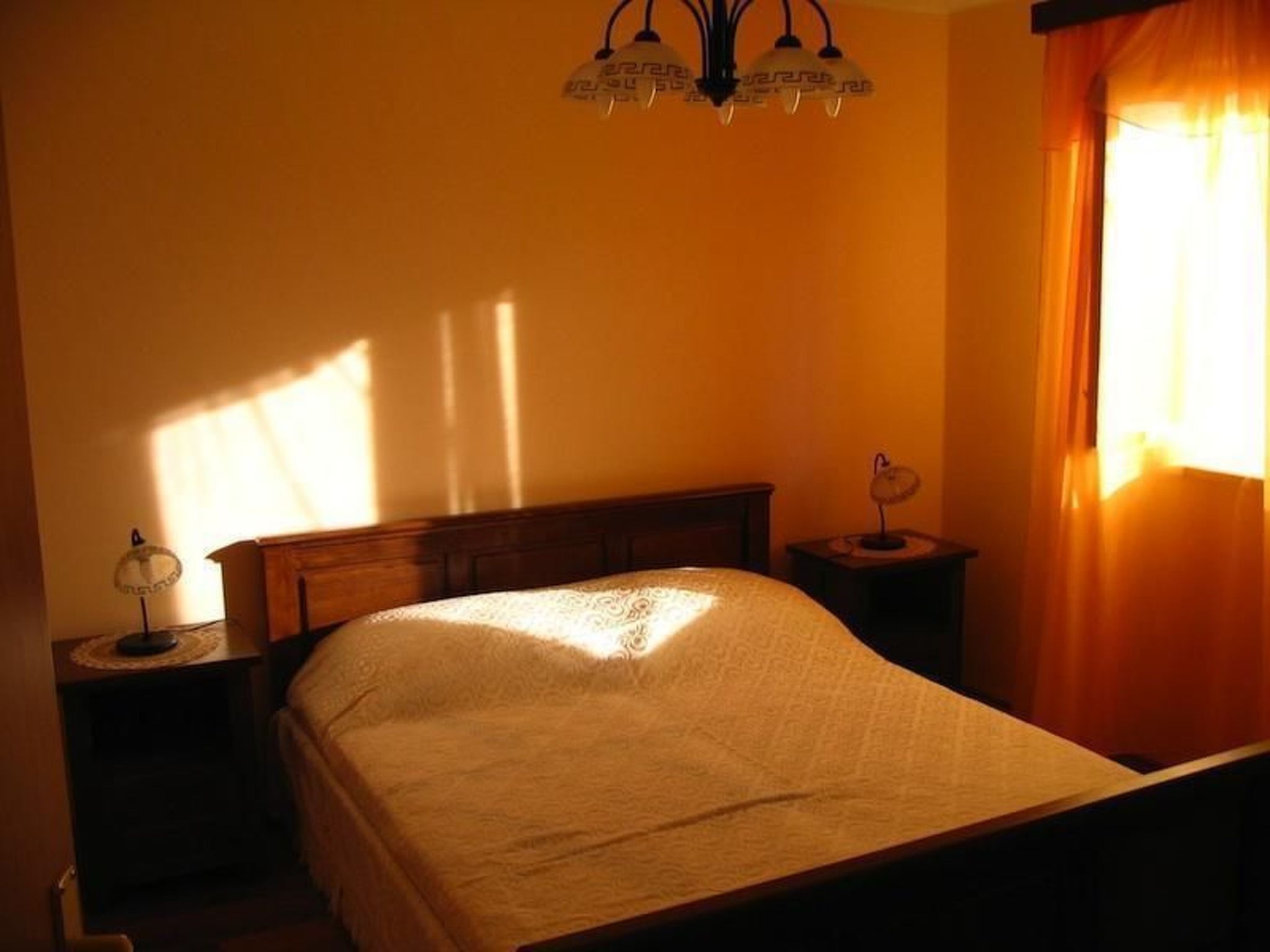 Charmantes Ferienhaus in Bartići mit Terrasse-Binnen