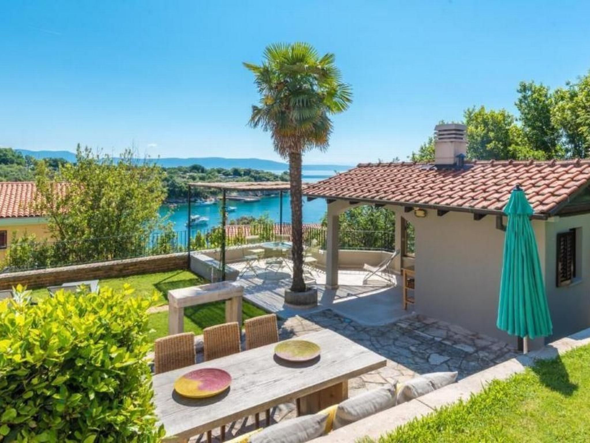 Villa Paula-Image-tags.info