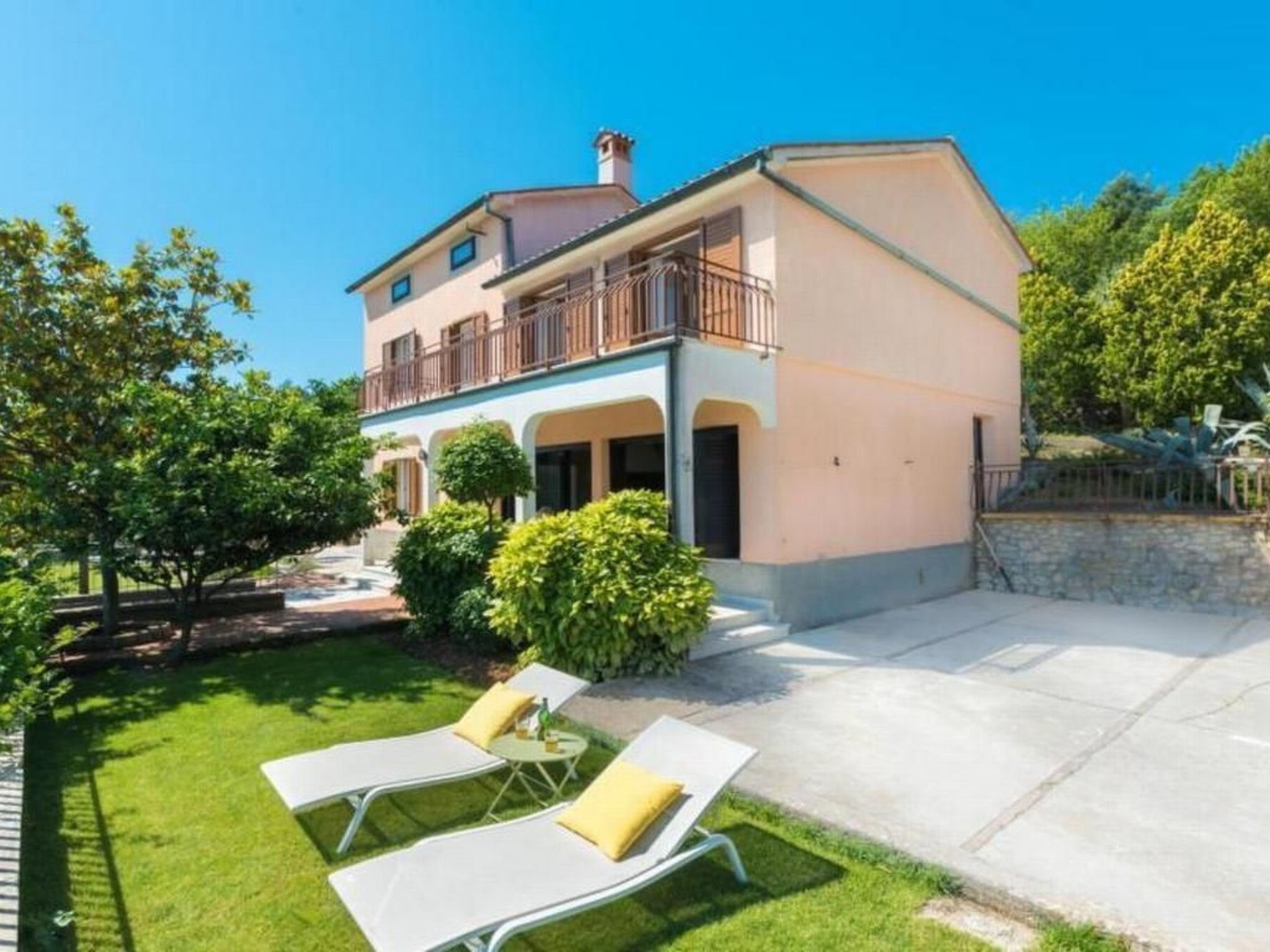 Villa Paula-Image-tags.info