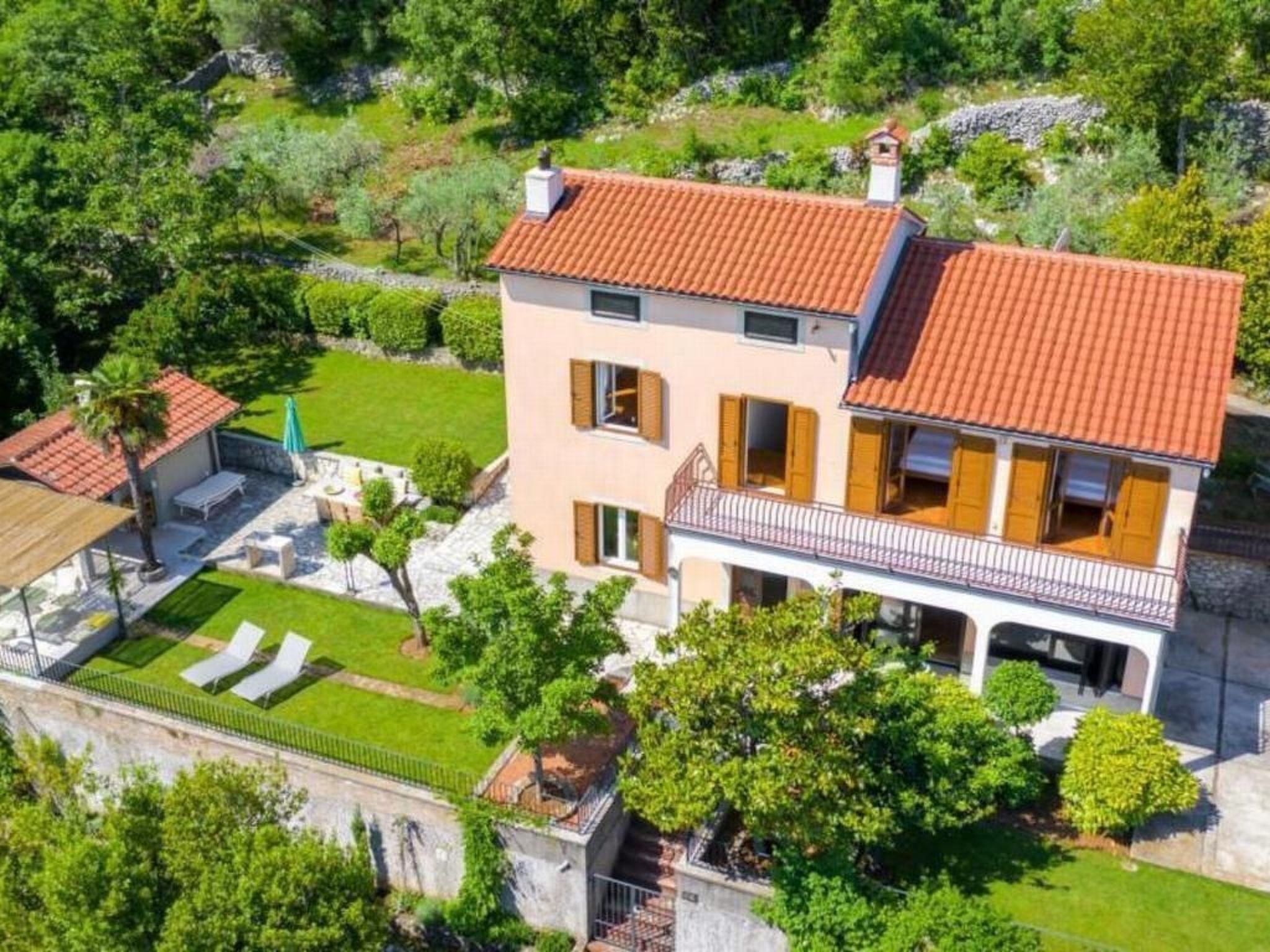 Villa Paula-Image-tags.info