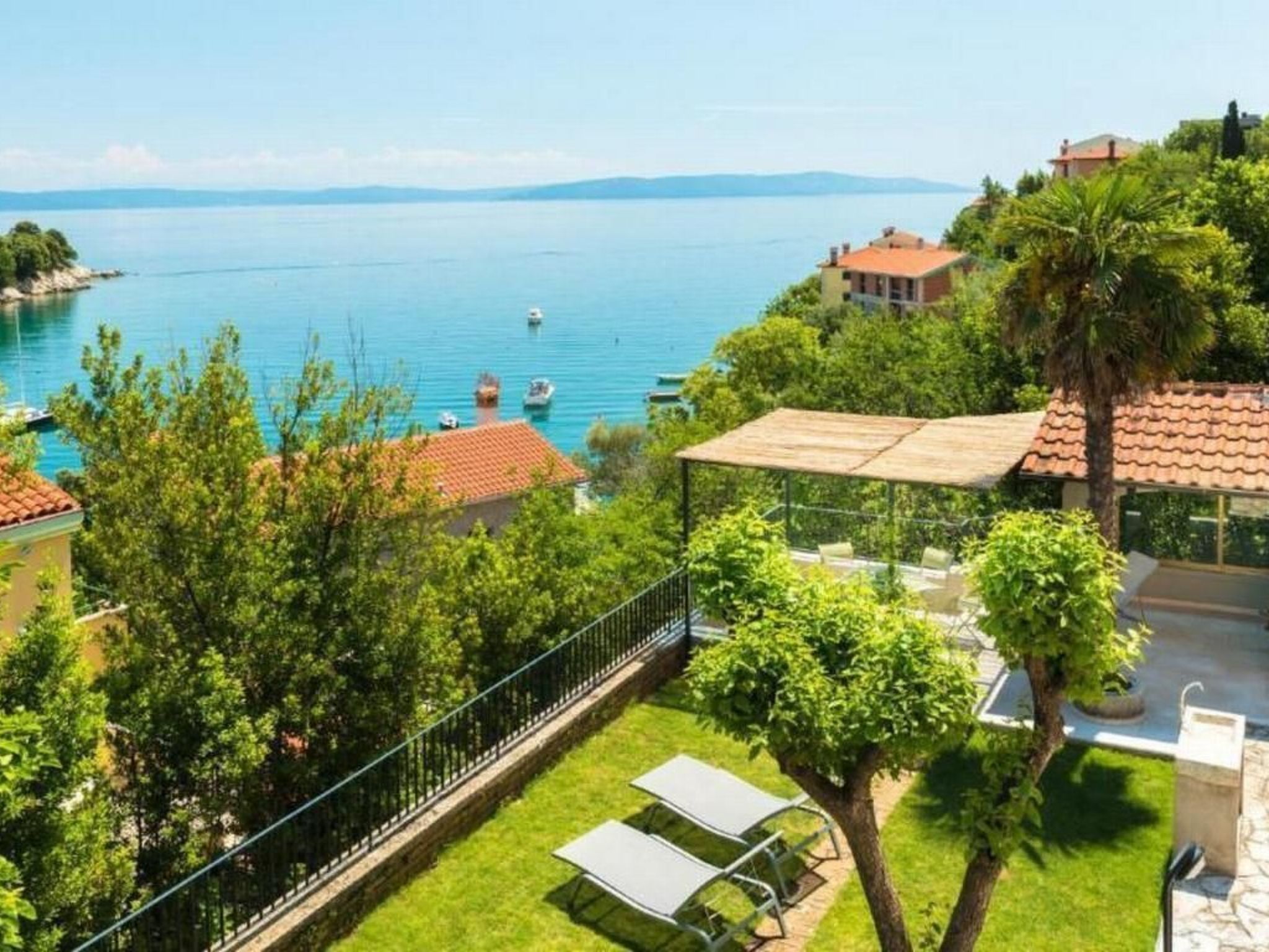 Villa Paula-Image-tags.info