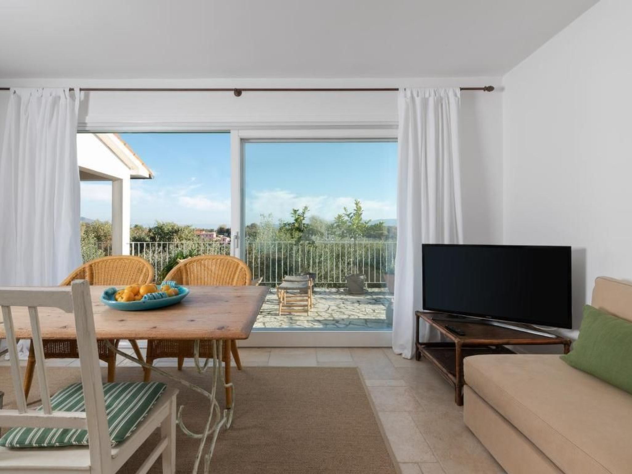 Traumhaftes Apartment mit großer Terrasse-Image-tags.info