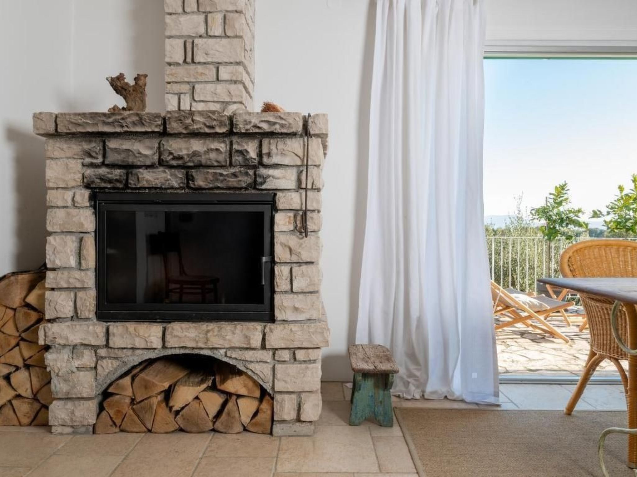 Traumhaftes Apartment mit großer Terrasse-Image-tags.info