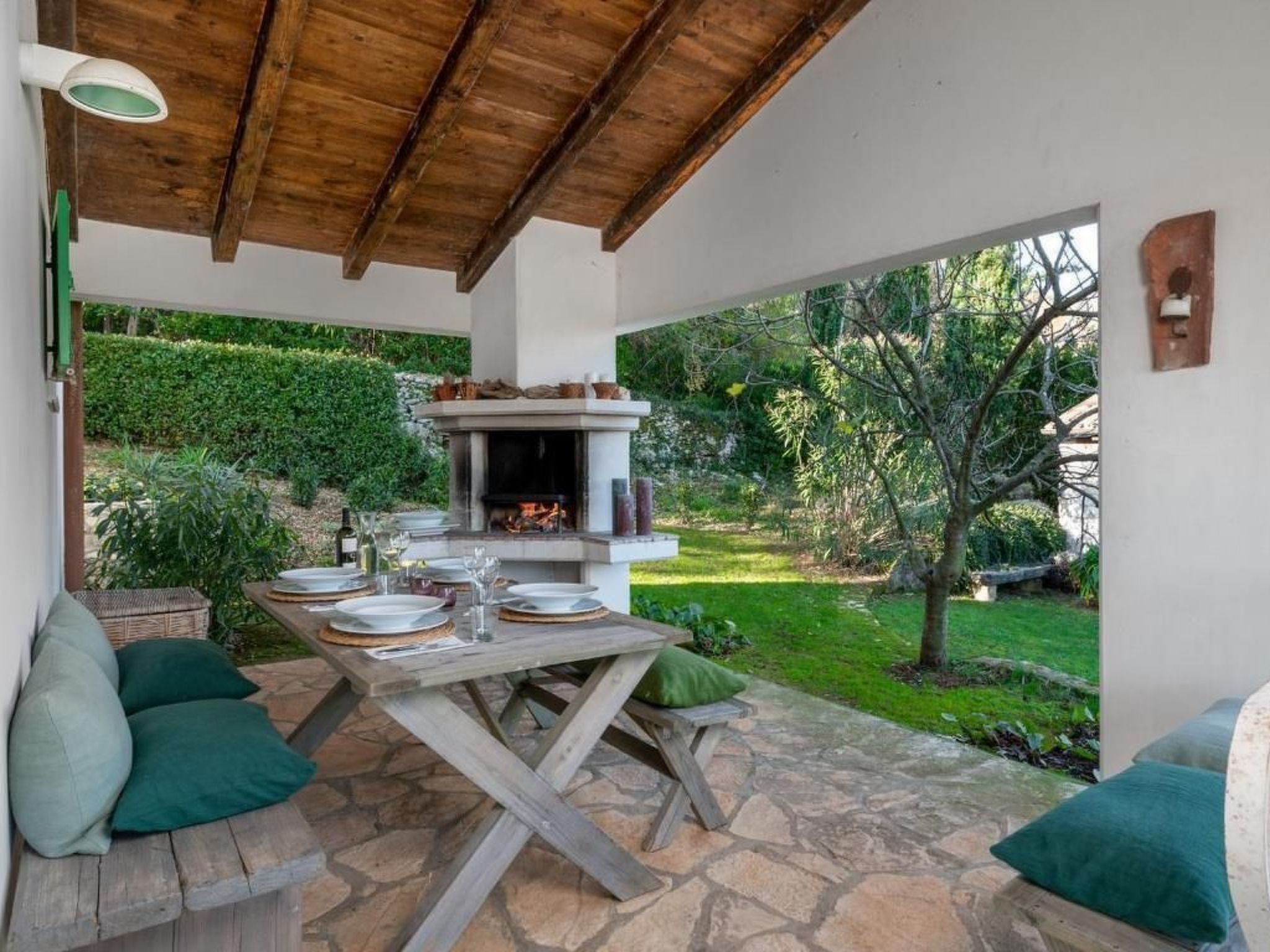 Traumhaftes Apartment mit großer Terrasse-Image-tags.info