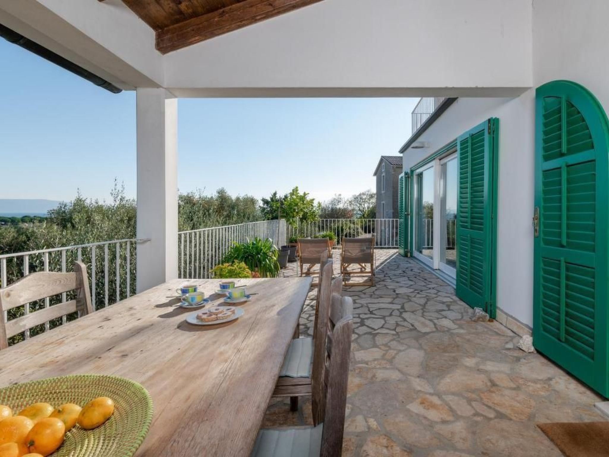 Traumhaftes Apartment mit großer Terrasse-Image-tags.info