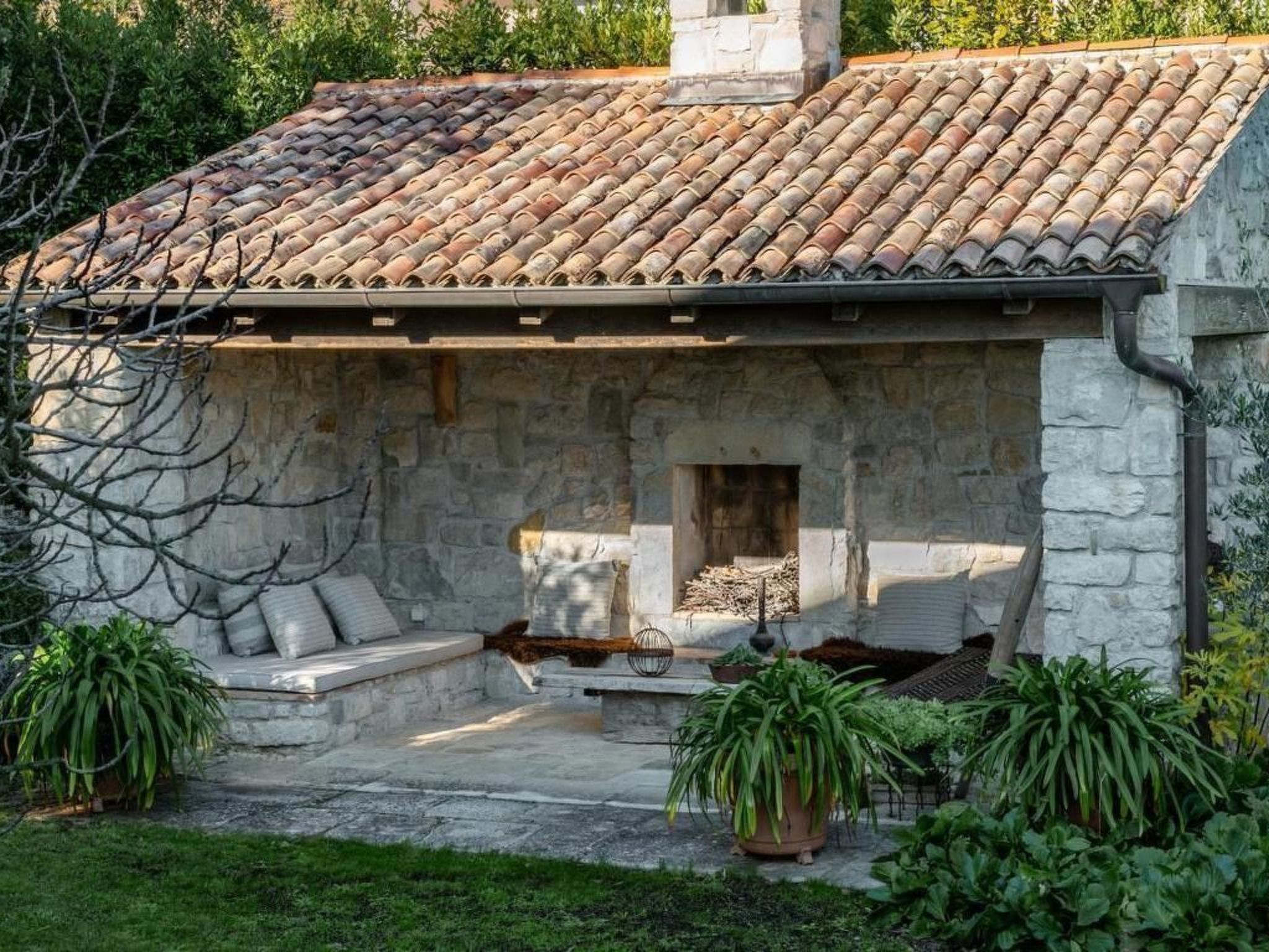 Traumhaftes Apartment mit großer Terrasse-Image-tags.info