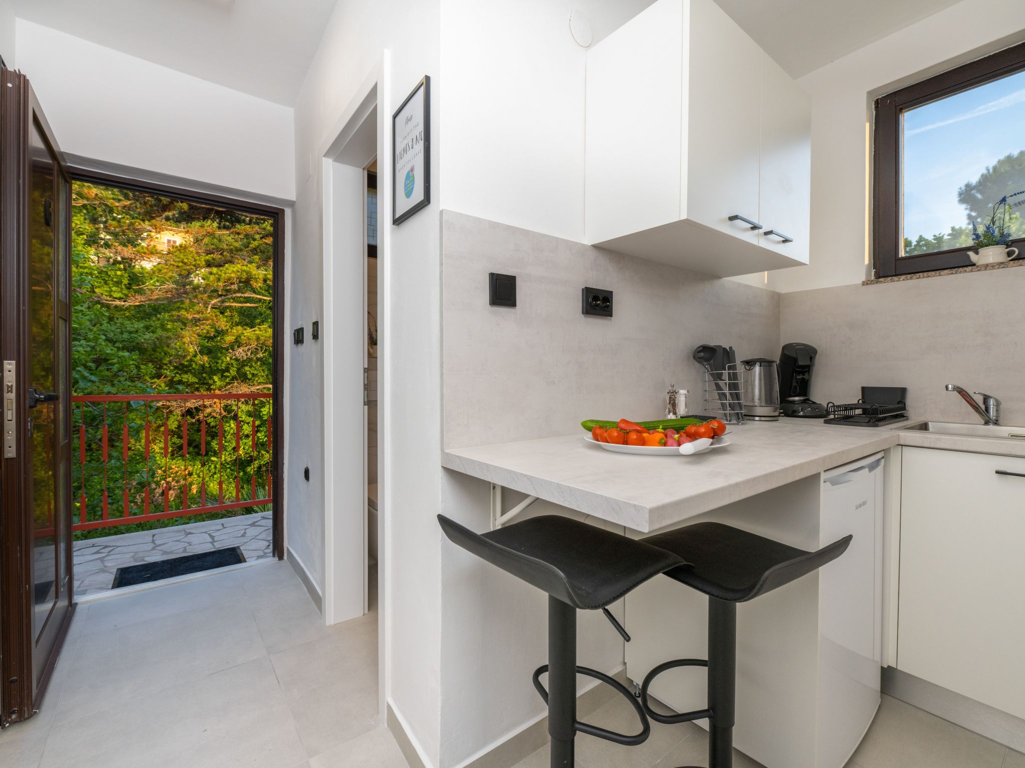 Luxury Seaview Apartment-Image-tags.info