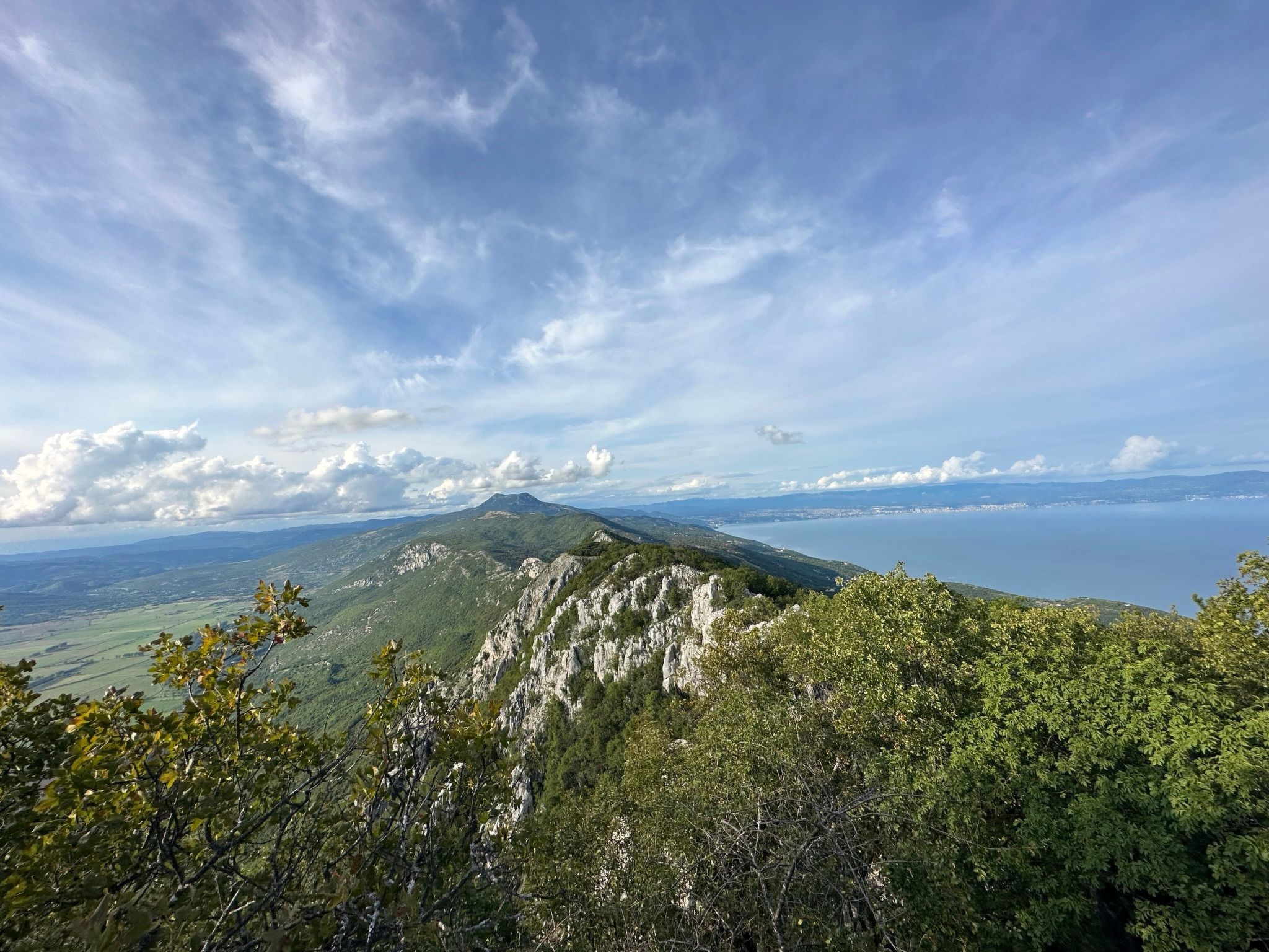 Luxury Seaview Apartment-Image-tags.info