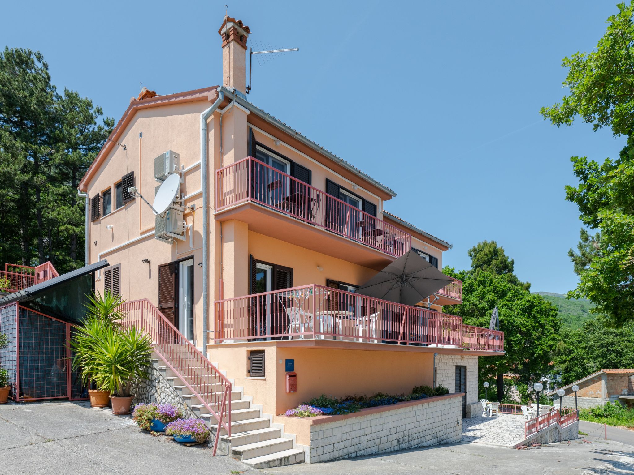 Luxury Seaview Apartment-Image-tags.info