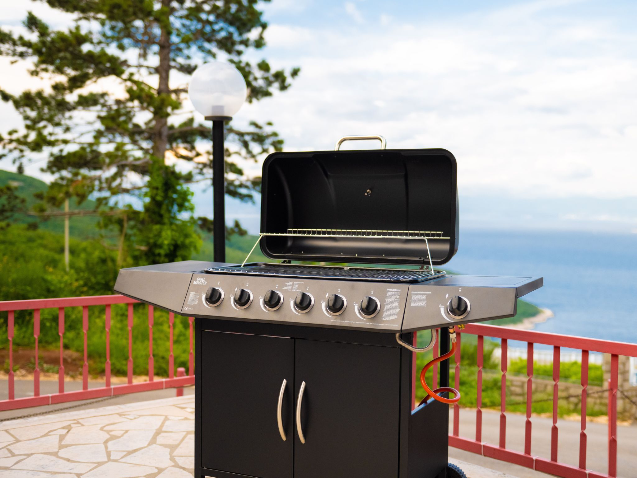 Luxury Seaview Apartment