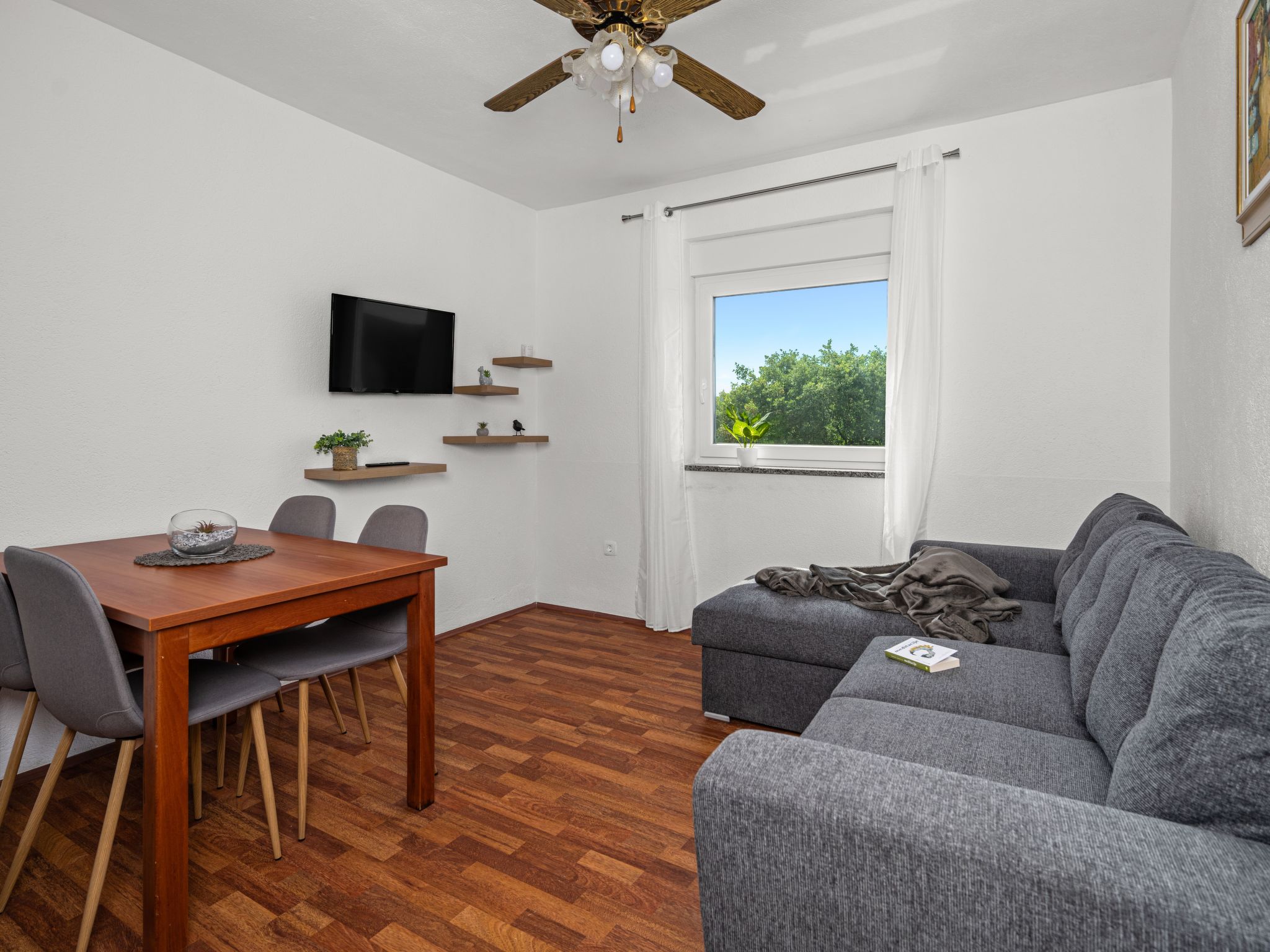 Apartment Fortuna 2-Dedans