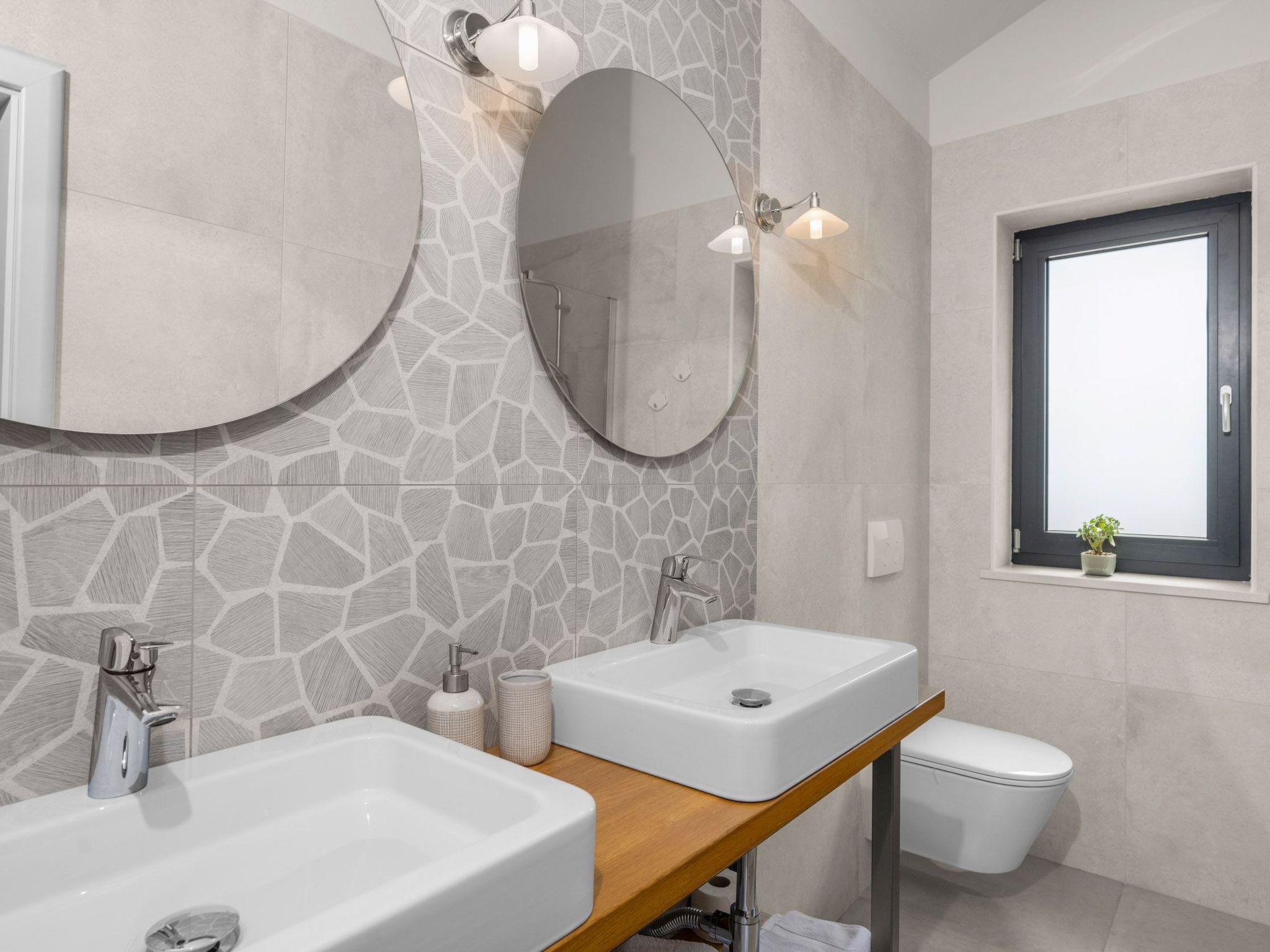 Beheizter Außenpool ohne Aufpreis-Binnen