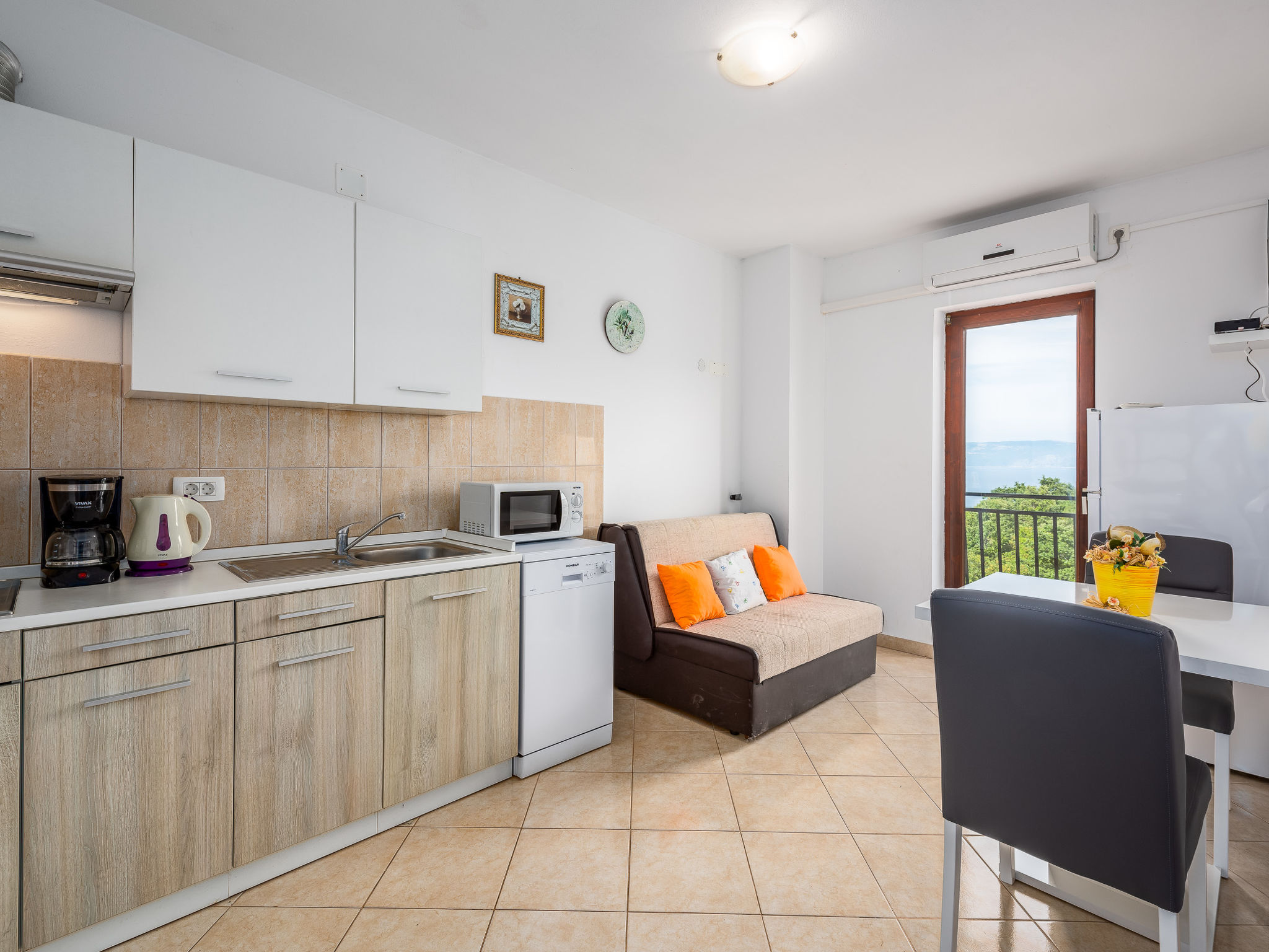 Apartment Lara VII