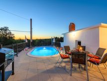 Casa Paradiž: Moderne Istrian villa met privézwembad nabij Drenje - thumbnail 3
