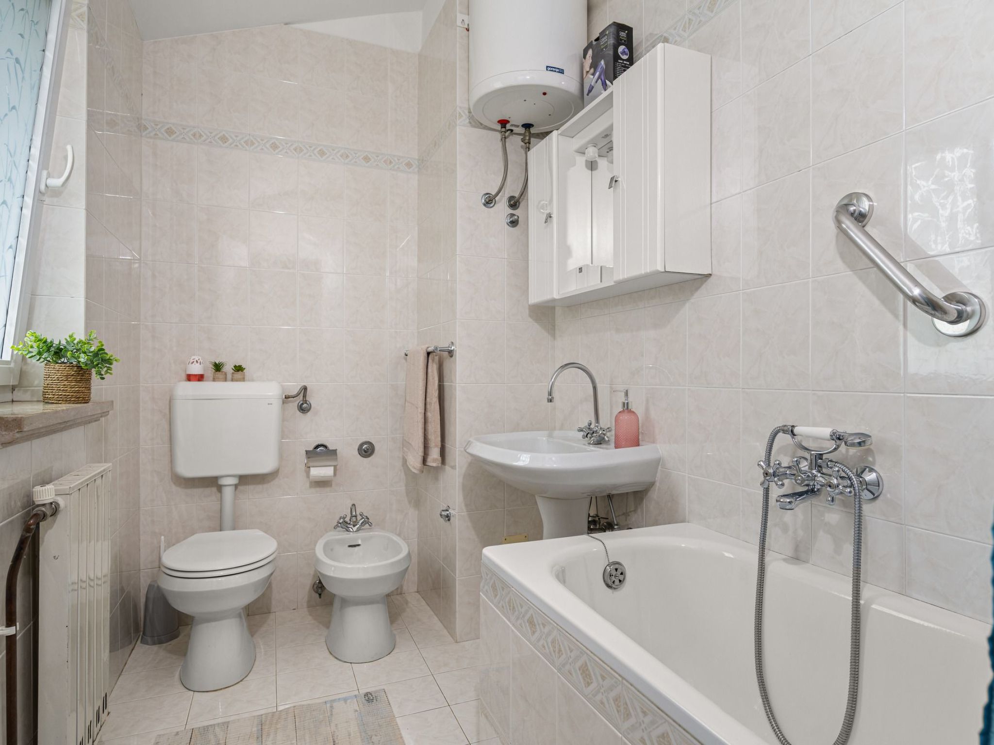 Gemütliches Ferienhaus in Ružići mit Offenem Kamin