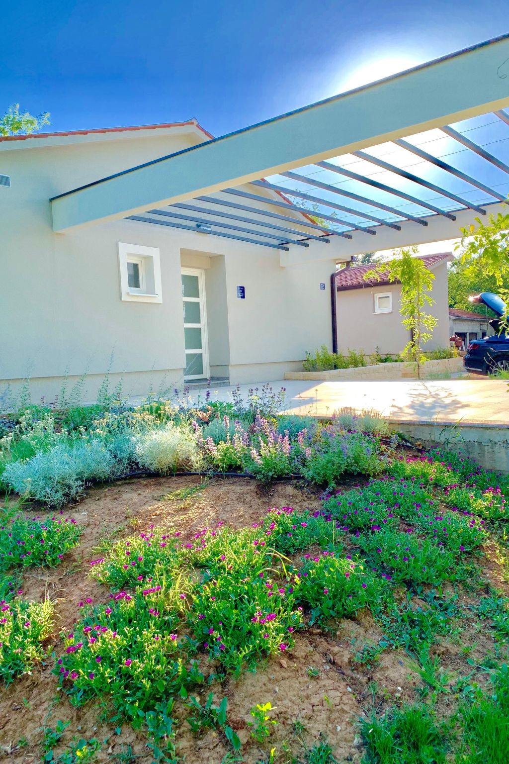 Charmante Villa mit gepflegtem Garten und beheiztem Pool-Dedans